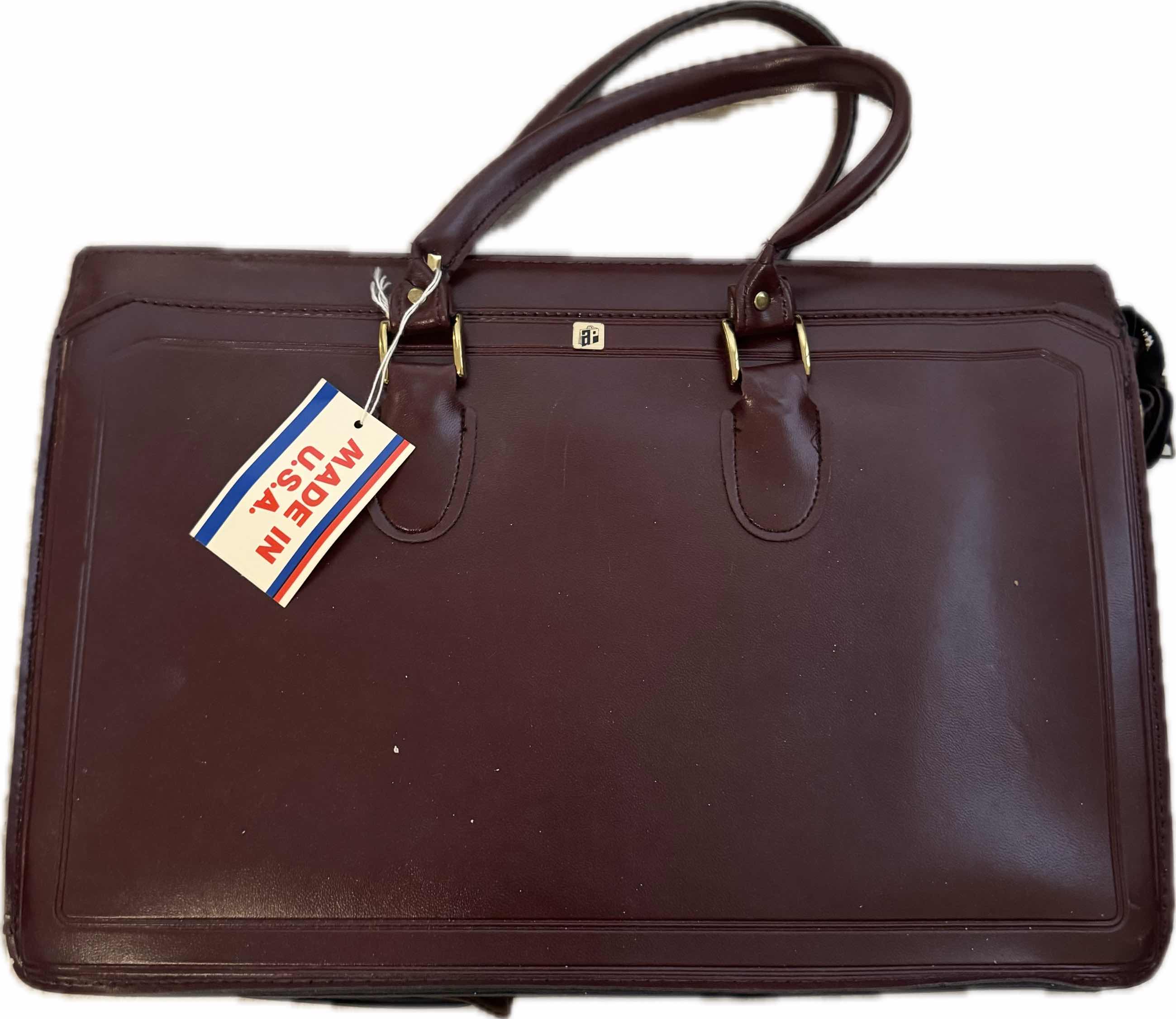 Photo 1 of 130
3- WOMENS HANDBAGS PURSES, BLACK TYLER RODAN HANDBAG, DARK BROWN FAUX LEATHER UNLISTEDHANDBAG, WINE LEATHER AMERICAN PORTFOLIO HANDBAG