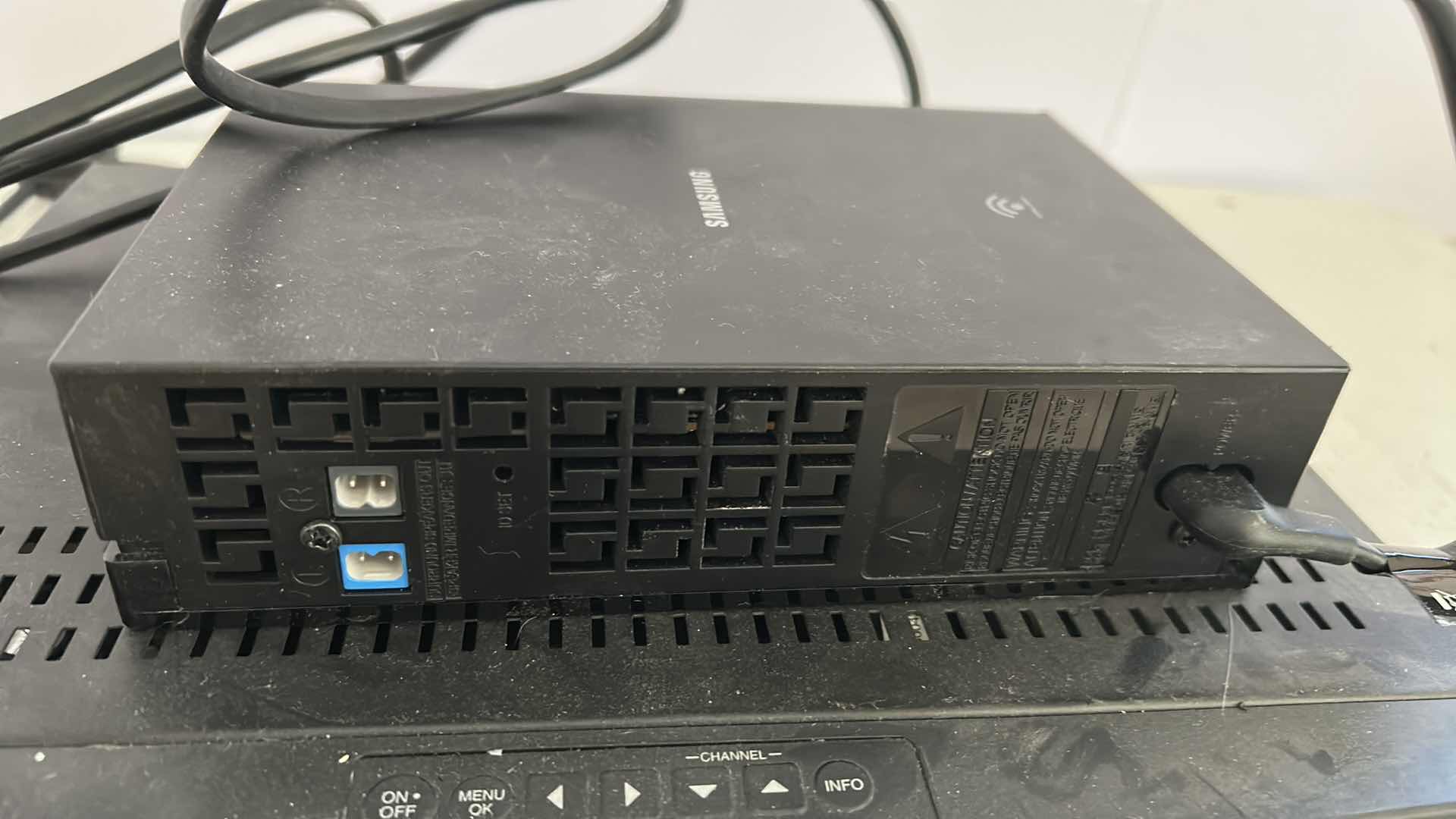 Photo 1 of RCA RECEIVER SAMSUNG RECEIVER