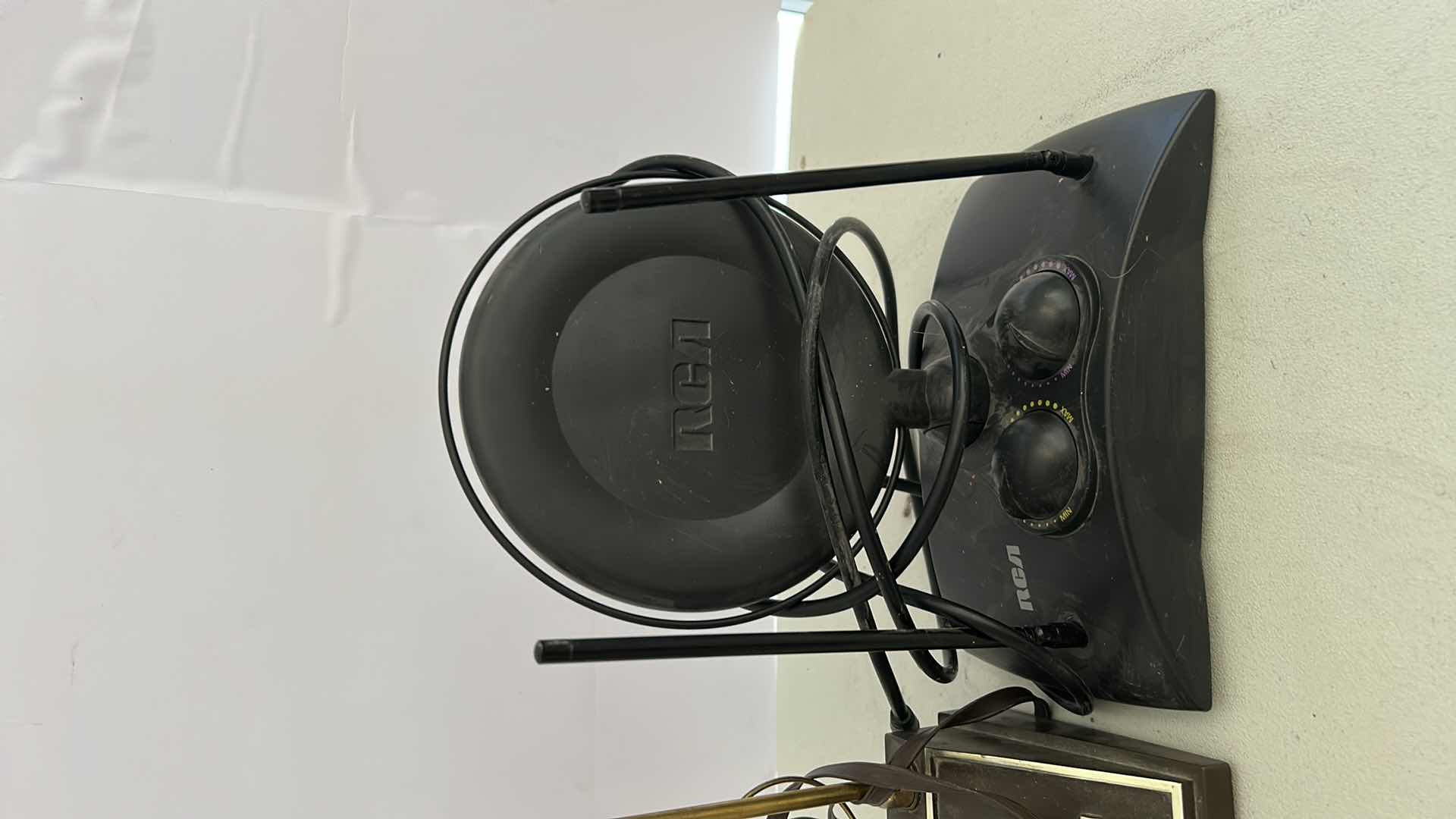 Photo 1 of 2- RCA RABBIT EARS