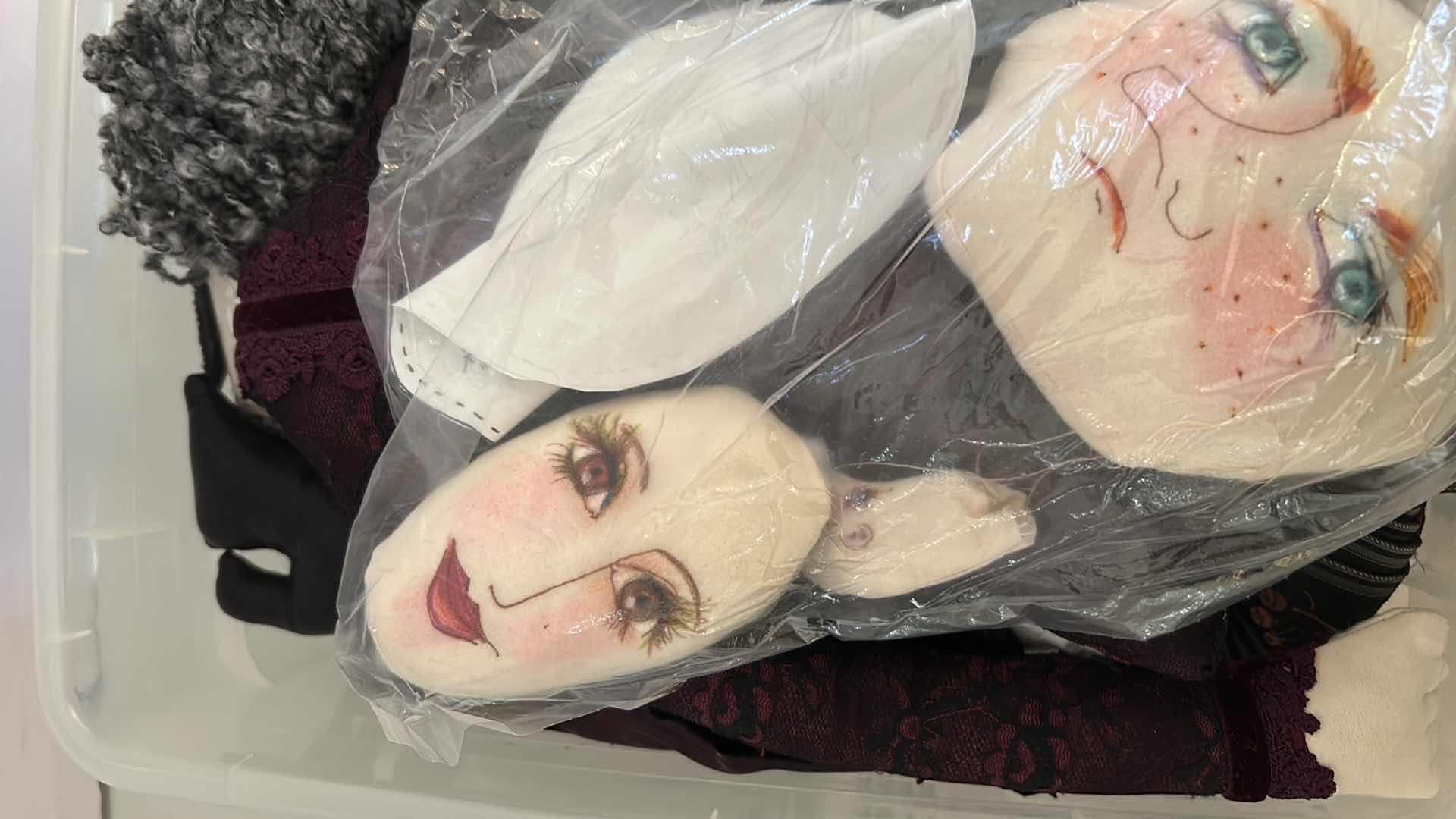 Photo 4 of 3- PLASTIC CONTAINERS CRAFT SUPPLIES