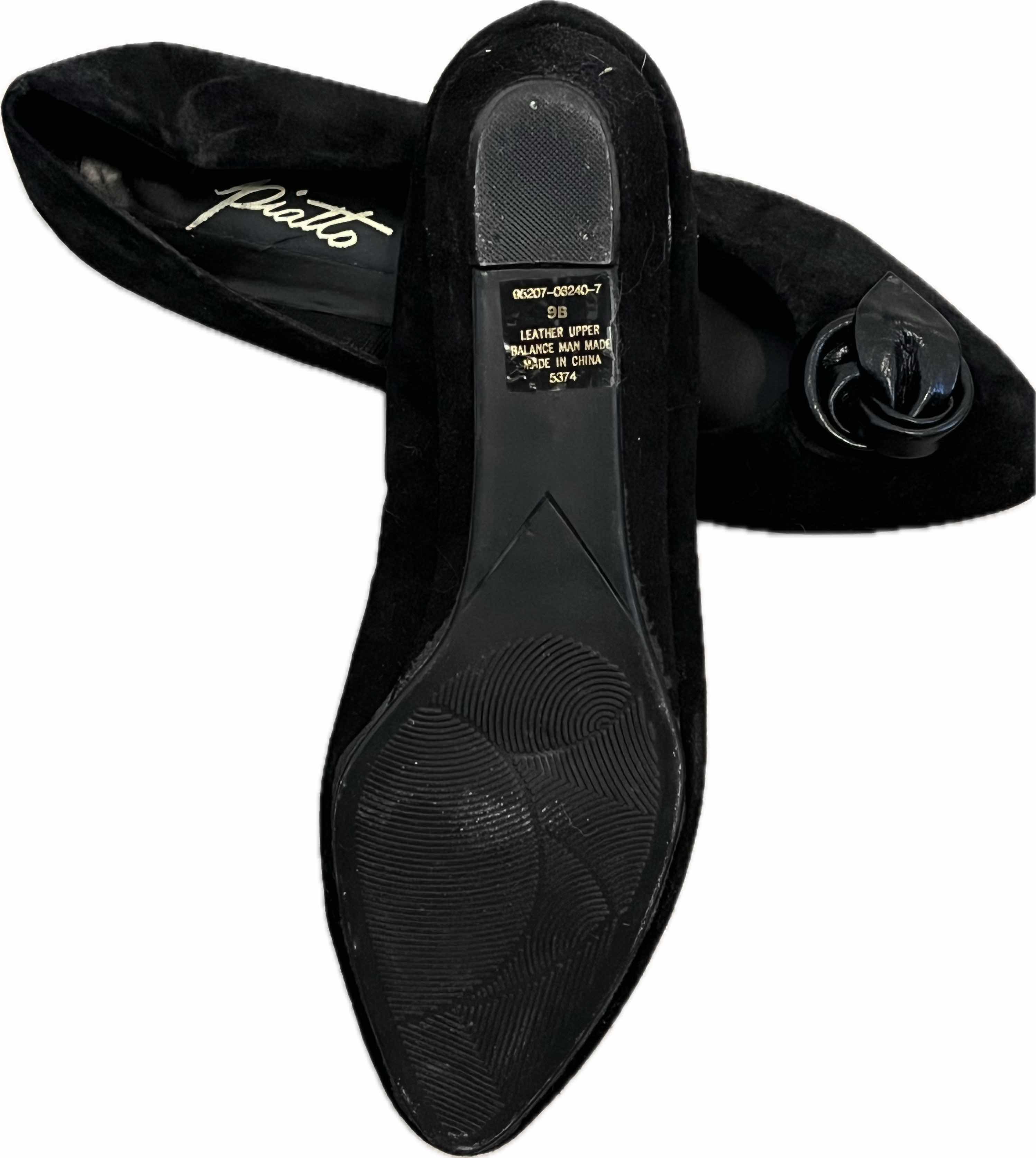 Photo 1 of $58
VINTAGE PIATTO BRAND SIZE 9 SLIP ONS POINTED TOE BLACK LEATHER