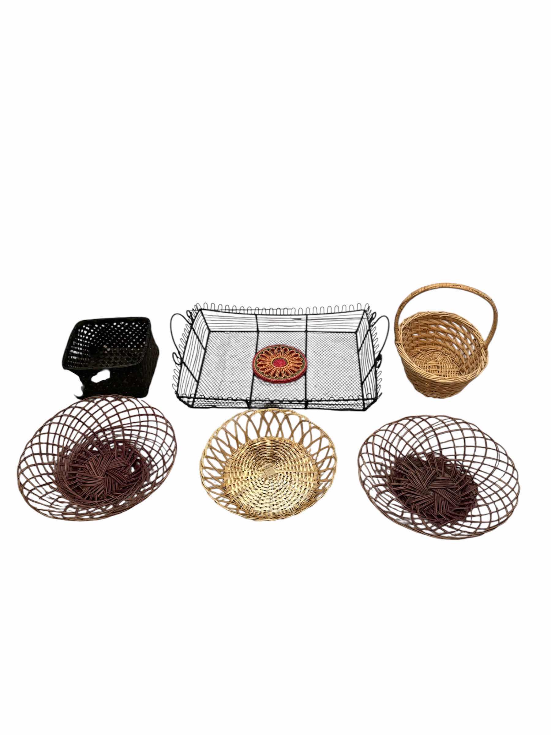 Photo 1 of 65
6- ASSORTED BASKETS, WICKER AND METAL, HOME DECOR, HOME ESSENTIALS

H9” AND SMALLER