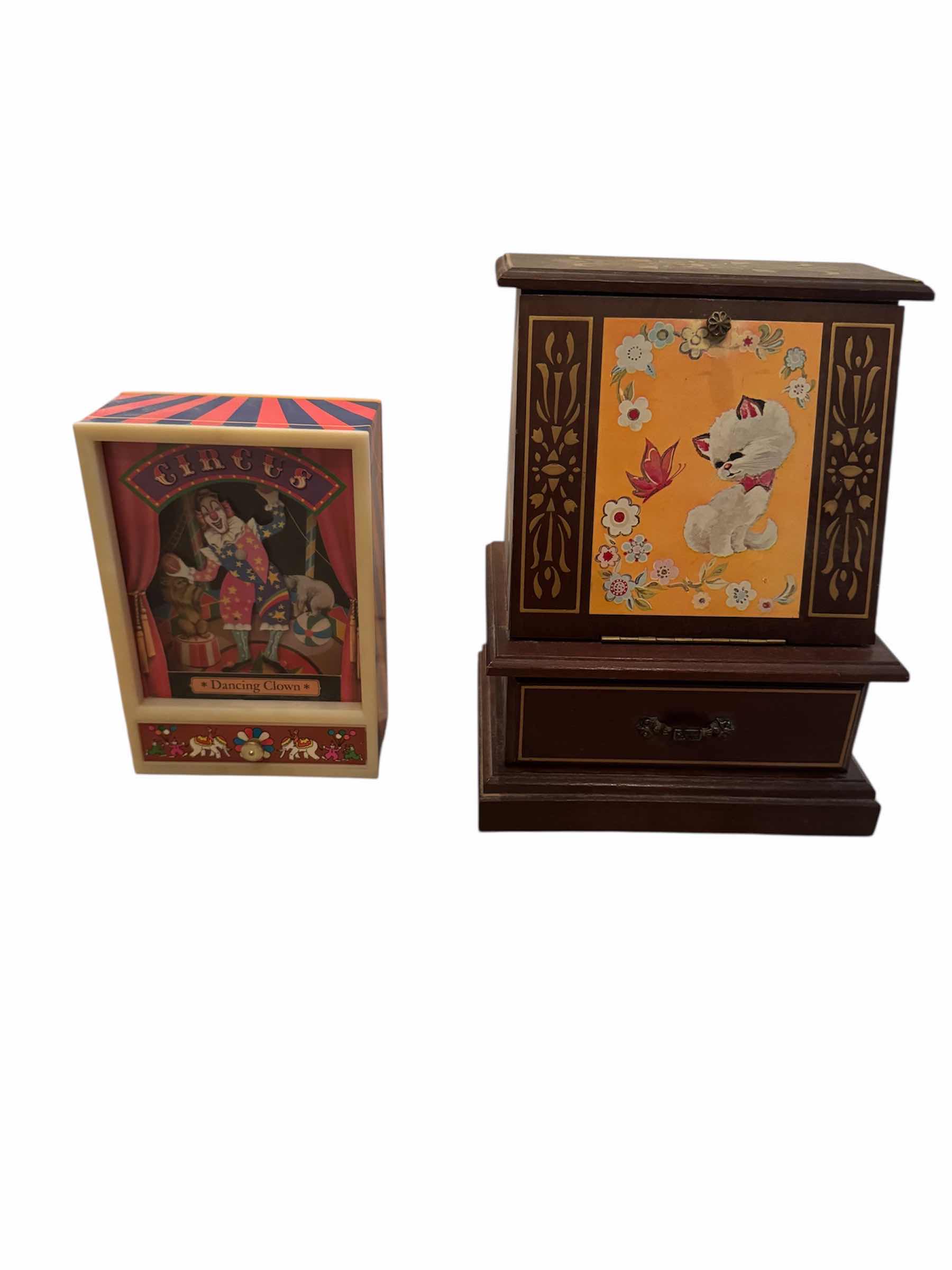 Photo 1 of 90
VINTAGE WOOD MUSIC JEWELRY BOX, TINKET KEEPSAKE, CIRCUS WOODEN MUSIC BOX, AND MINIATURE PAINTING

H10” AND SMALLER