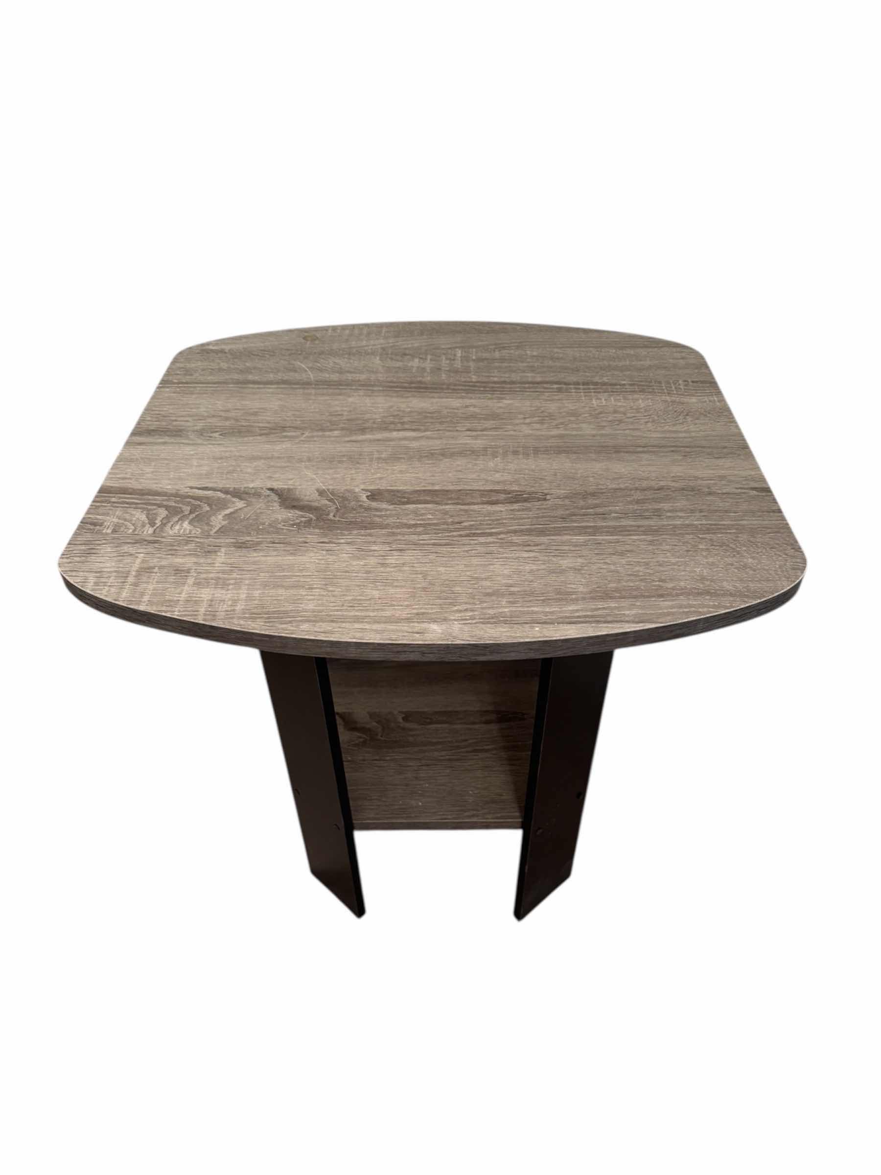 Photo 1 of 26
WOODEN END/SIDE TABLE, BLACK/GRAY

20” X 20” X H20”