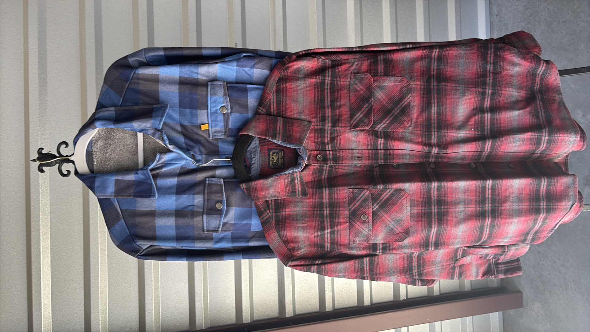 Photo 1 of MENS 2XL FLANNEL SHIRTS