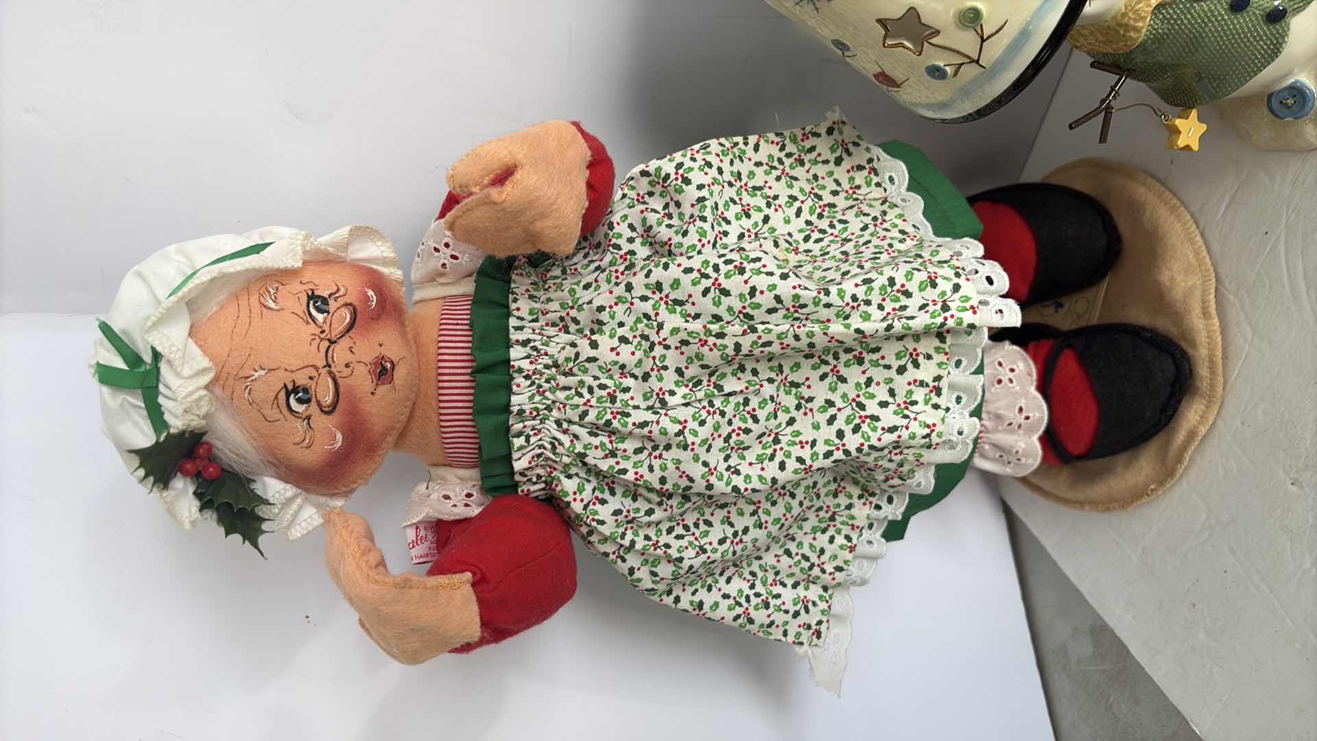 Photo 1 of CHRISTMAS DECORATIONS 20”