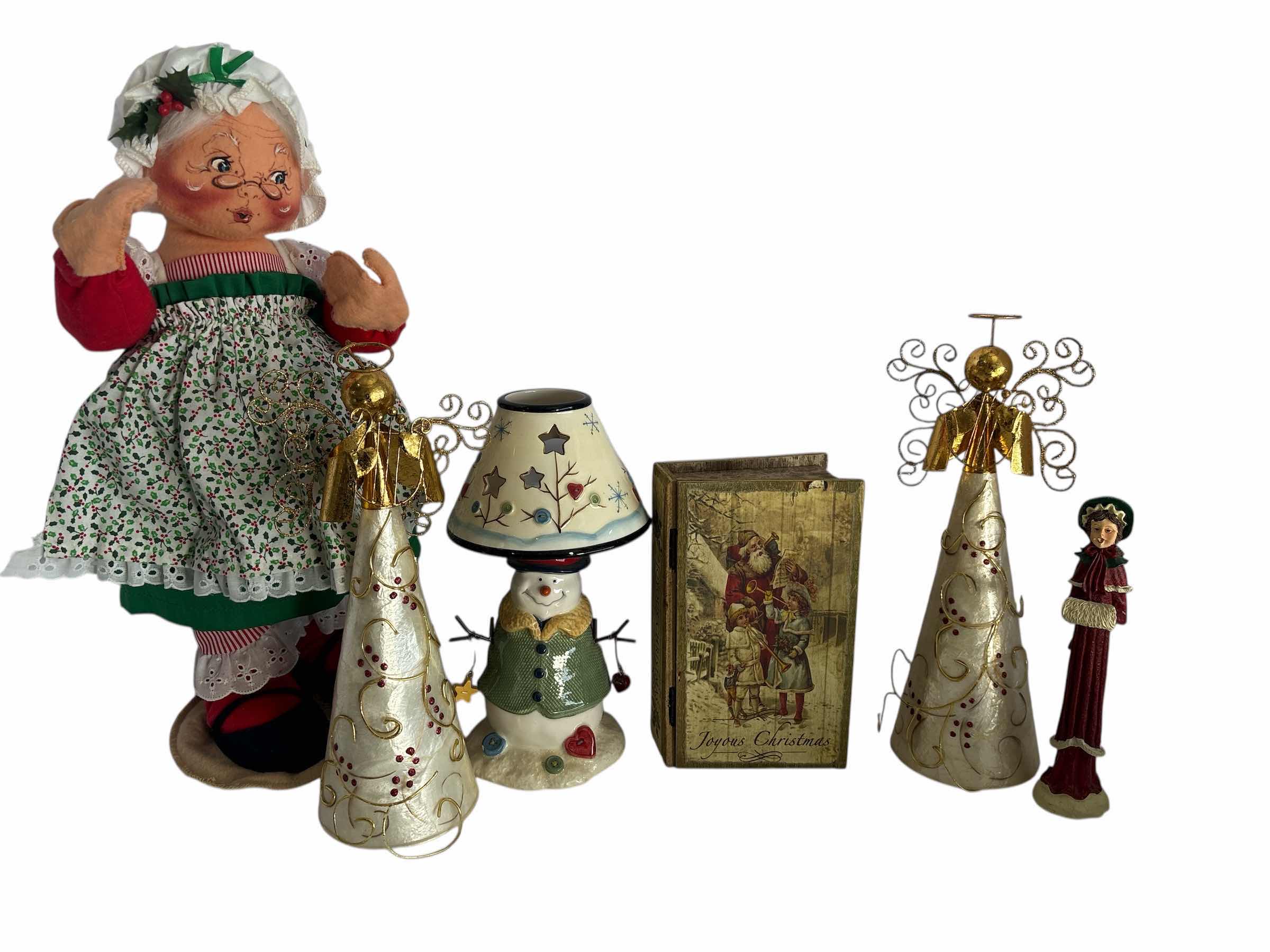 Photo 1 of CHRISTMAS DECORATIONS 20”