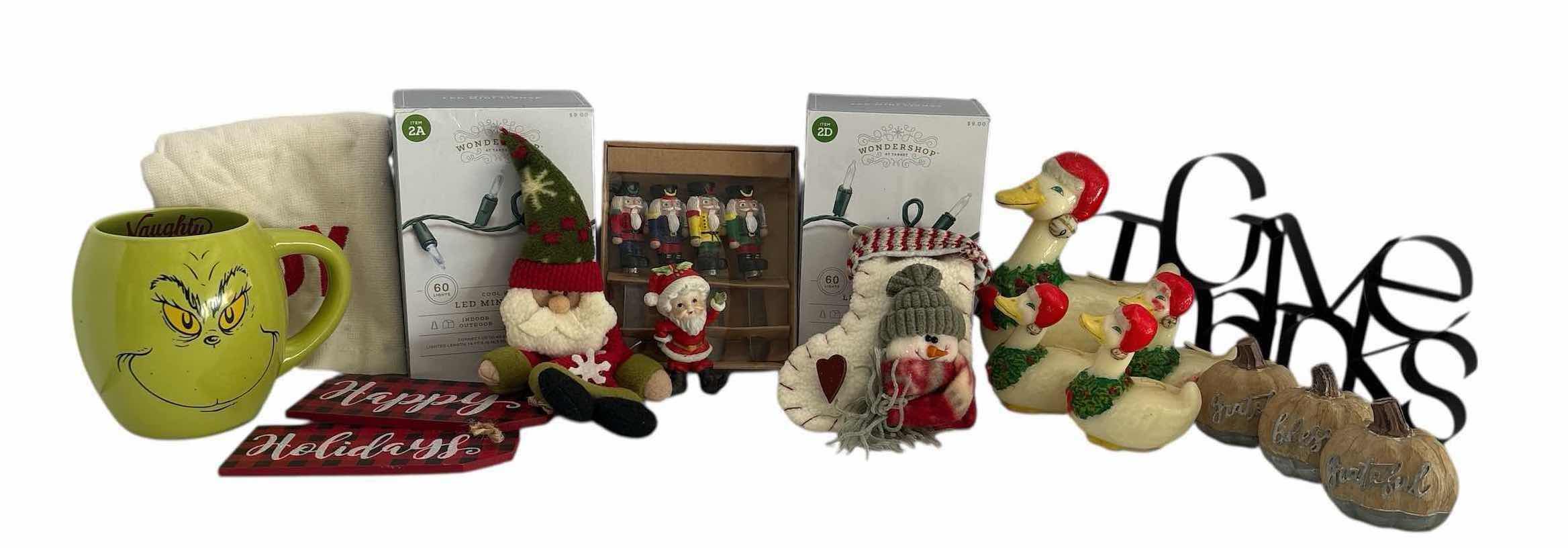 Photo 1 of CHRISTMAS DECORATIONS