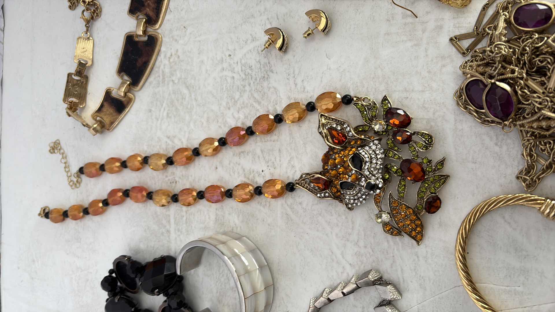 Photo 1 of COSTUME JEWLERY ASSORTED GOLD TONE