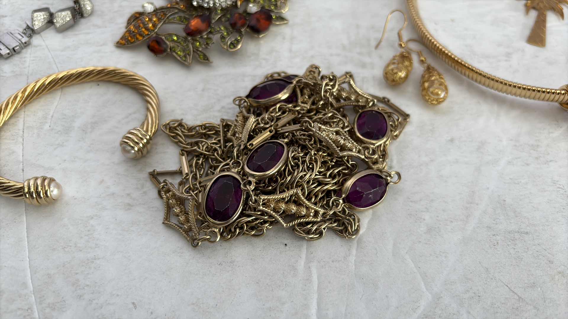 Photo 1 of COSTUME JEWLERY ASSORTED GOLD TONE