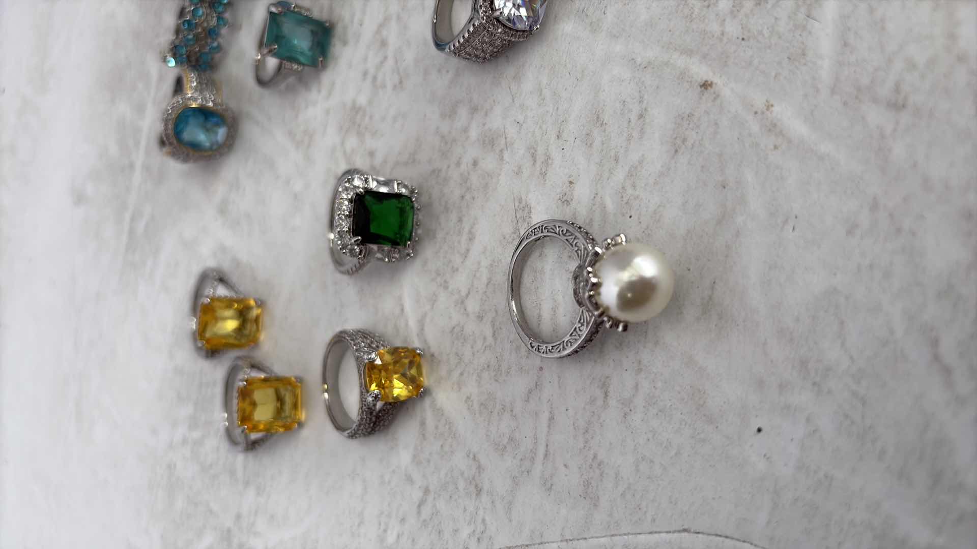 Photo 1 of ASSORTED SIZE COSTUME JEWELRY RINGS
