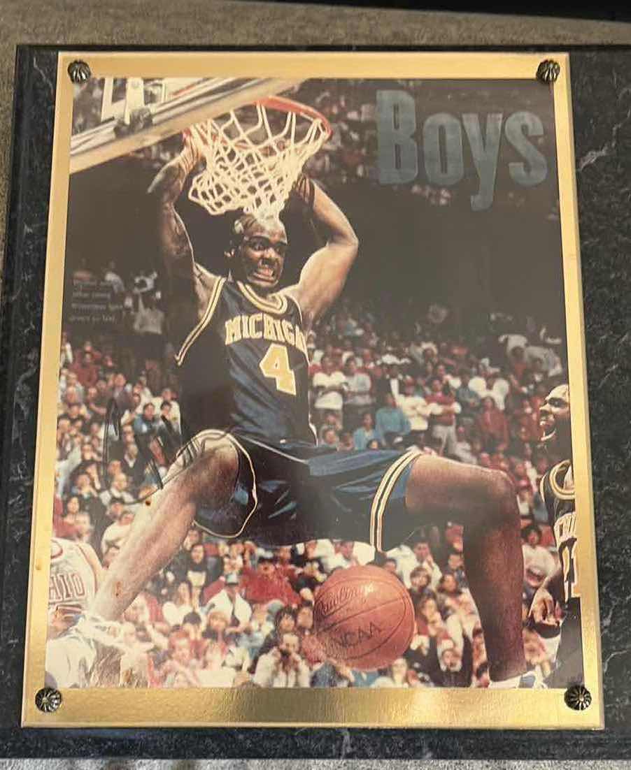 View 3 of SIGNED ANFERNEE HARDAWAY #1 ORLANDO MAGIC PLAQUE 16”X12”H