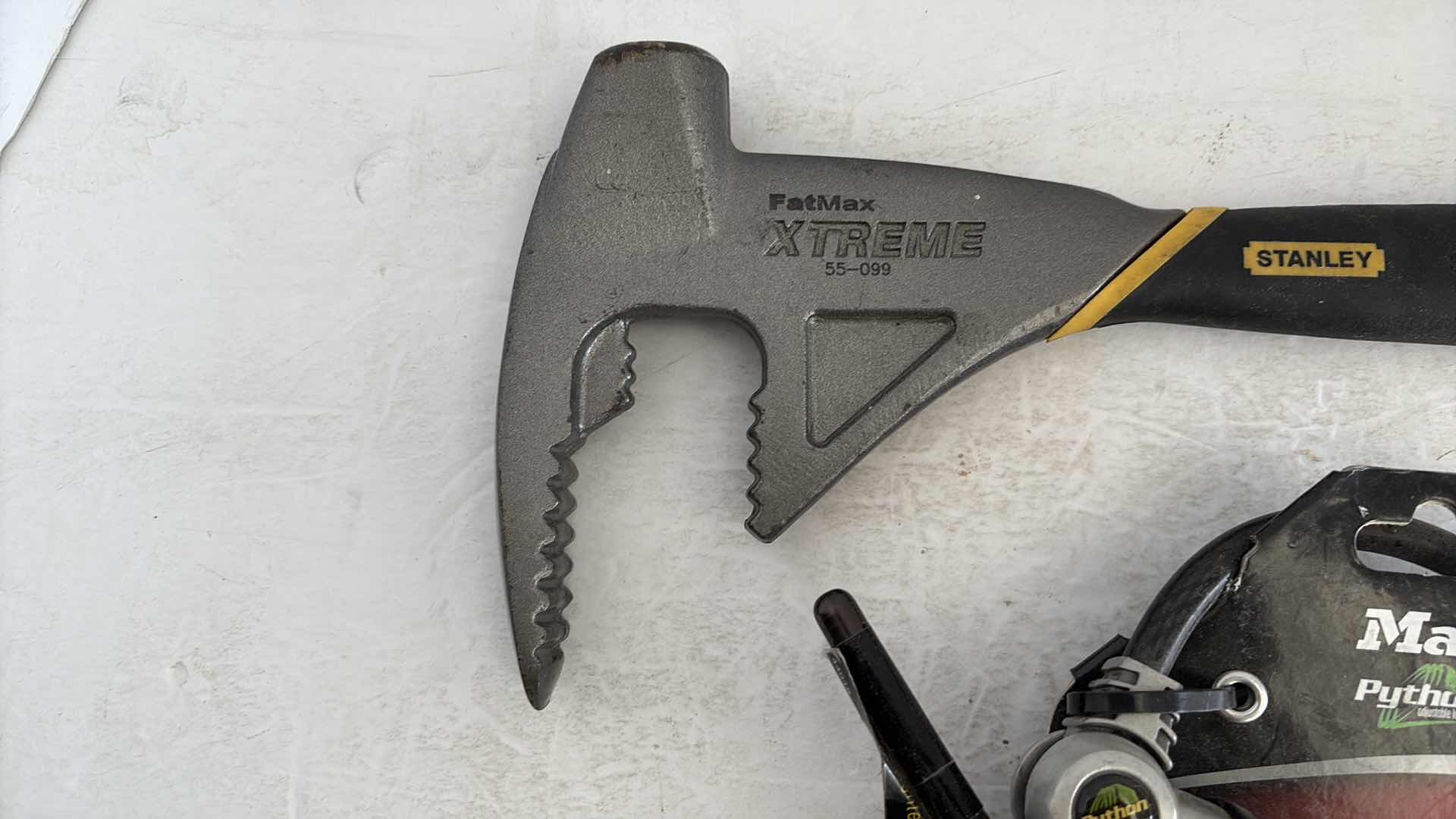 Photo 1 of MASTERLOCK PYTHON LOCK AND STANLEY FATMAX EXTREME CROWBAR