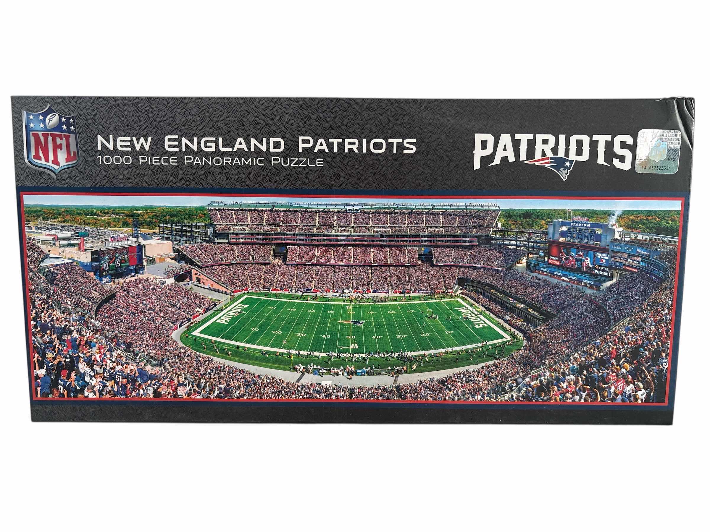 Photo 1 of NEW IN BOX-NFL NEW ENGLAND PATRIOTS 1000 PIECE PANORAMIC PUZZLE SEALED