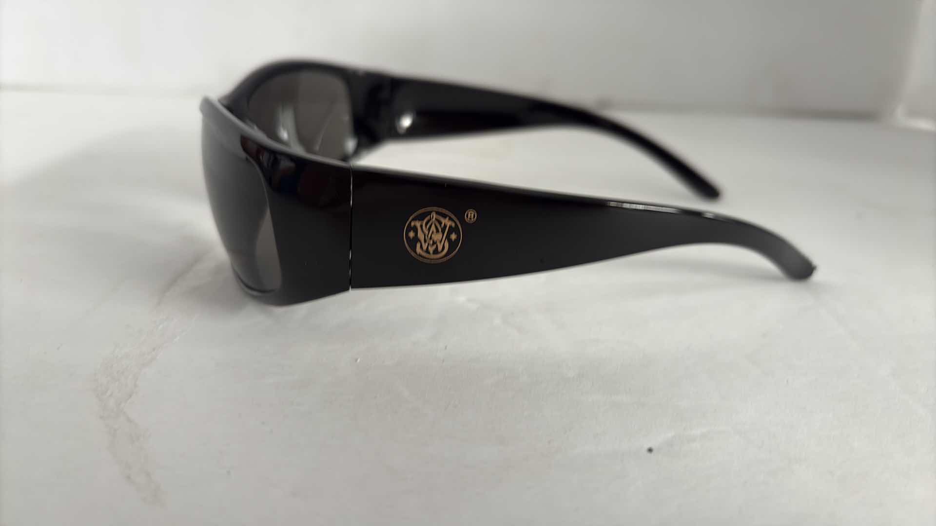 Photo 1 of SMITH AND WESSON ELITE SAFETY EYEWEAR