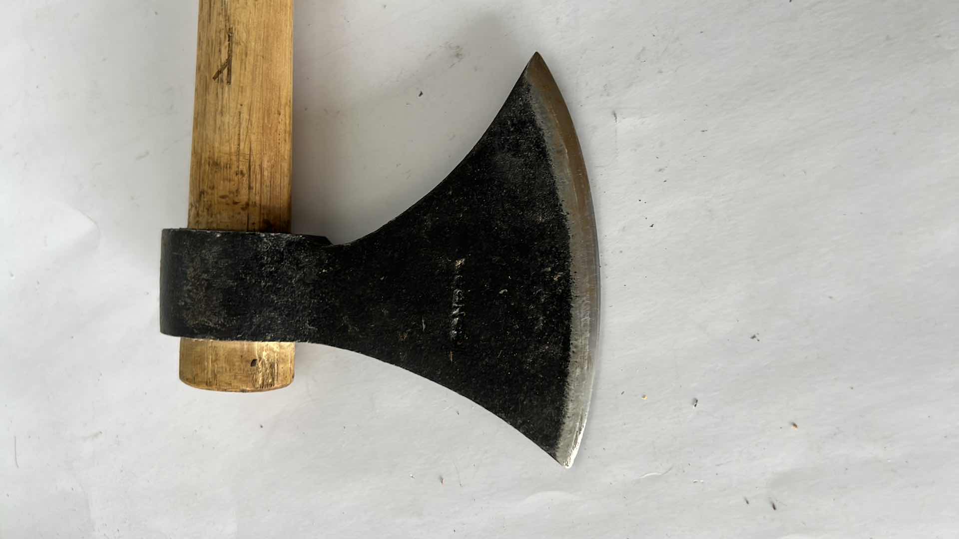 Photo 1 of 21” CONDOR BATTLE AXE WITH SHEATH $95