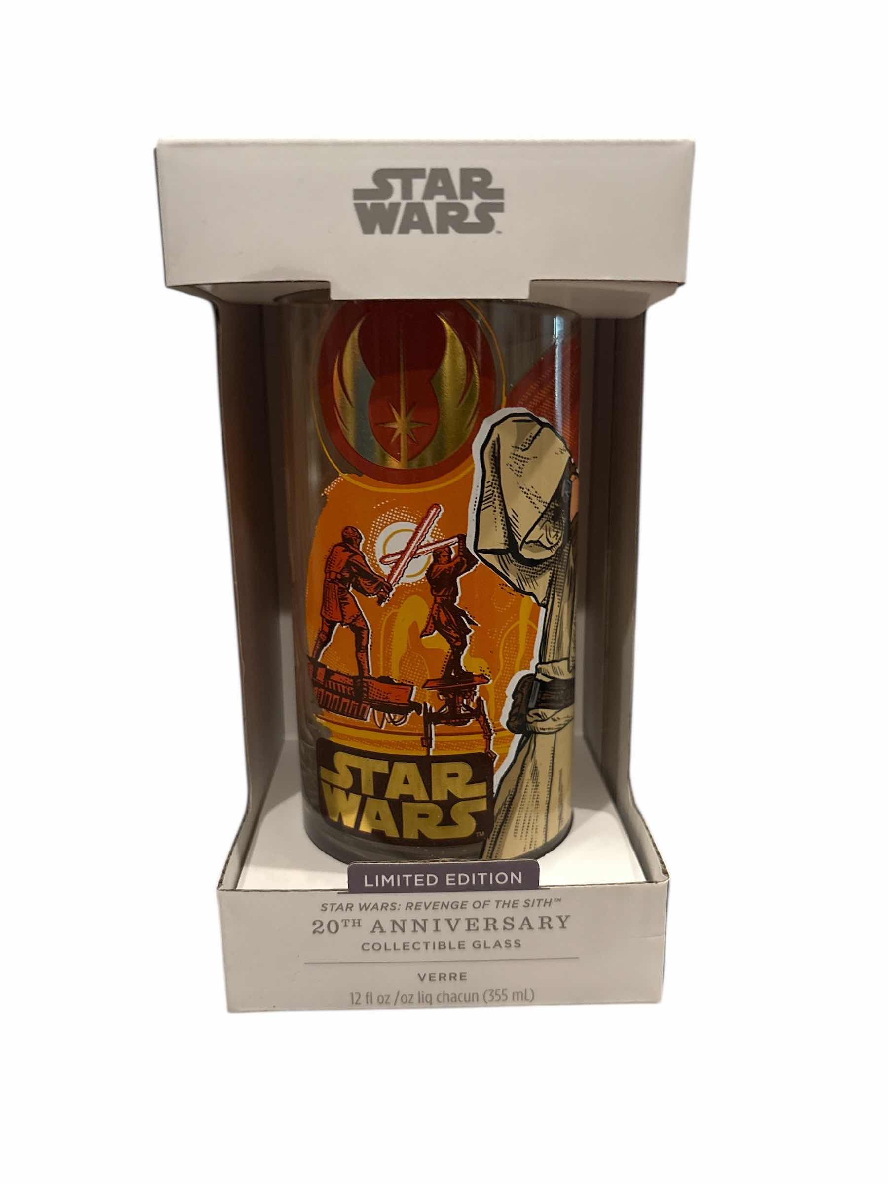 Photo 1 of STAR WARS HALLMARK 20TH ANNIVERSARY COLLECTIBLE GLASS 7”H