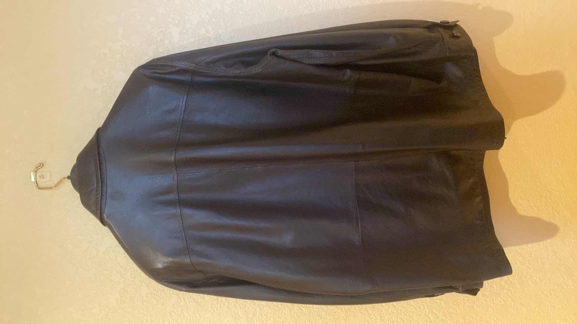 Photo 1 of GEORGIO ARMANI LEATHER JACKET MADE IN ITALY MENS SIZE 46
