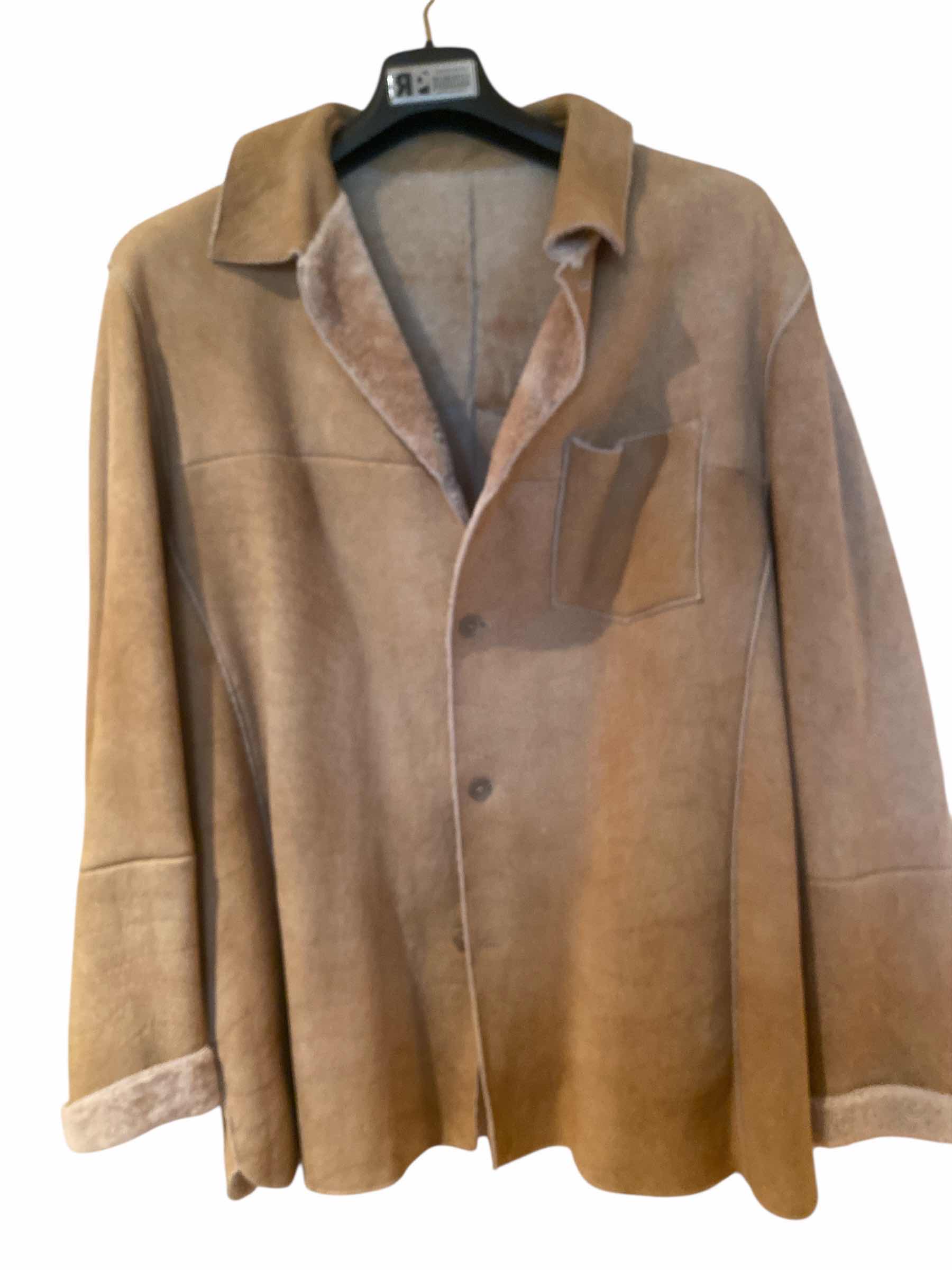 Photo 1 of GIMO’s SHEARLING JACKET MENS EST SIZE LARGE OR XL