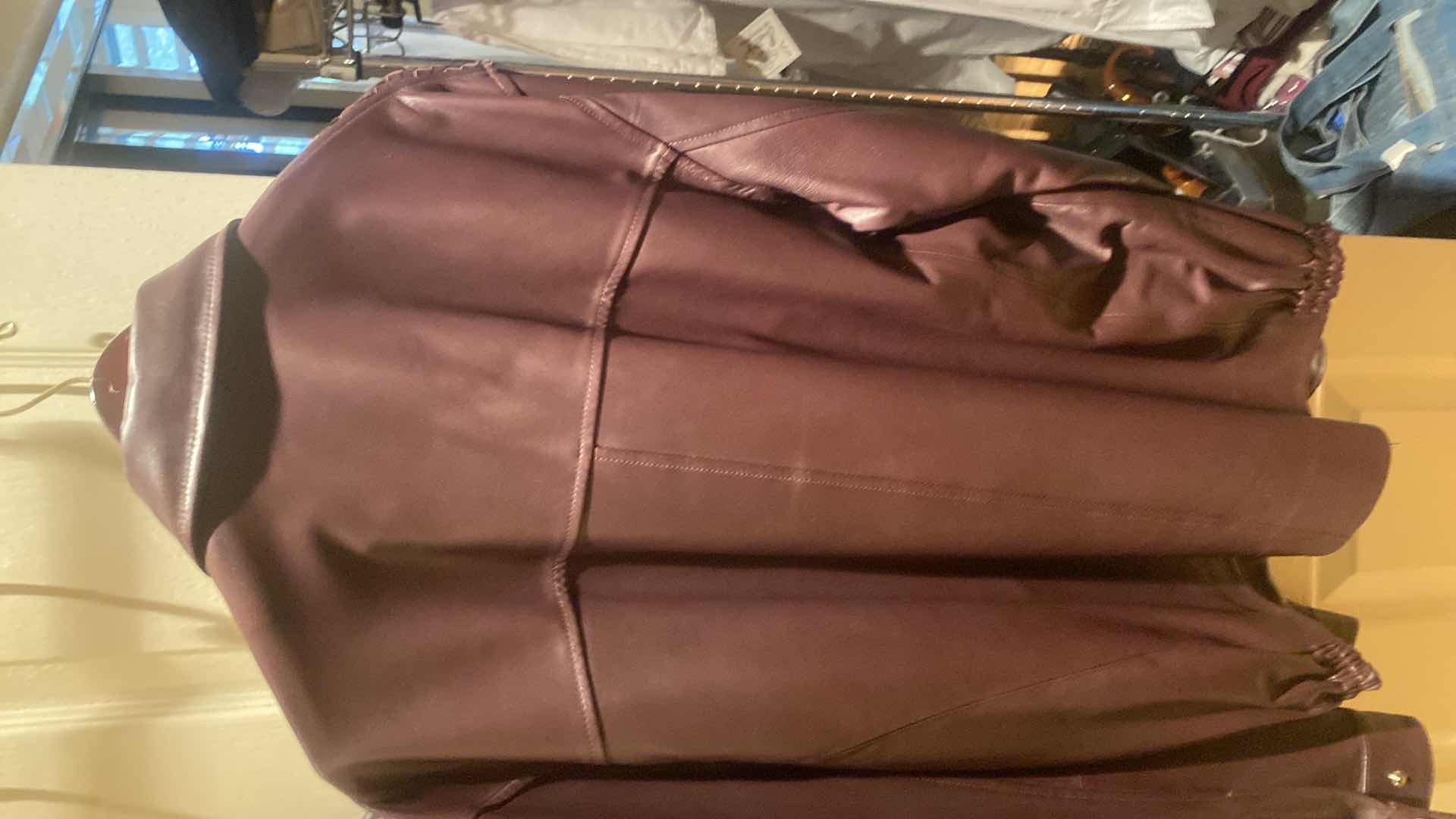 Photo 1 of 2 - LEATHER RENDITIONS JACKETS MENS SIZE XL