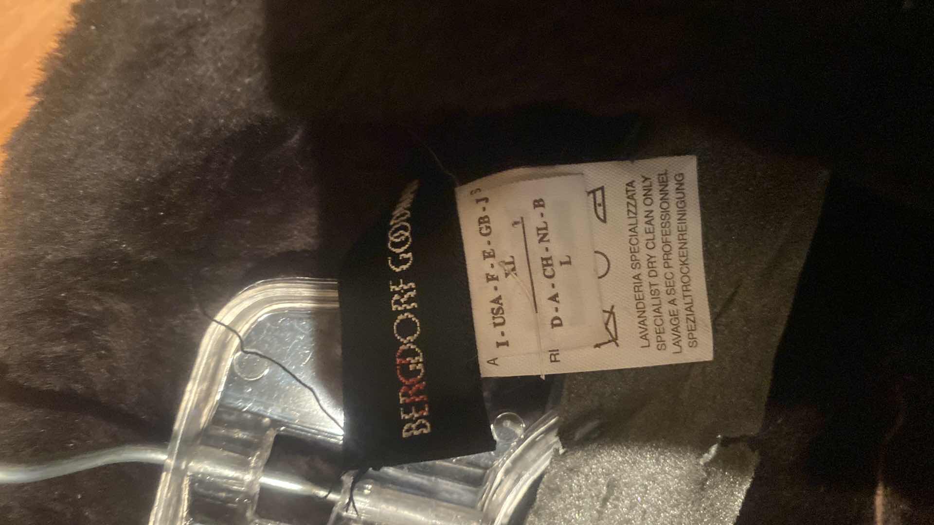 Photo 1 of BERGDORF GOODMAN SHEARLING VEST MENS SIZE X-LARGE