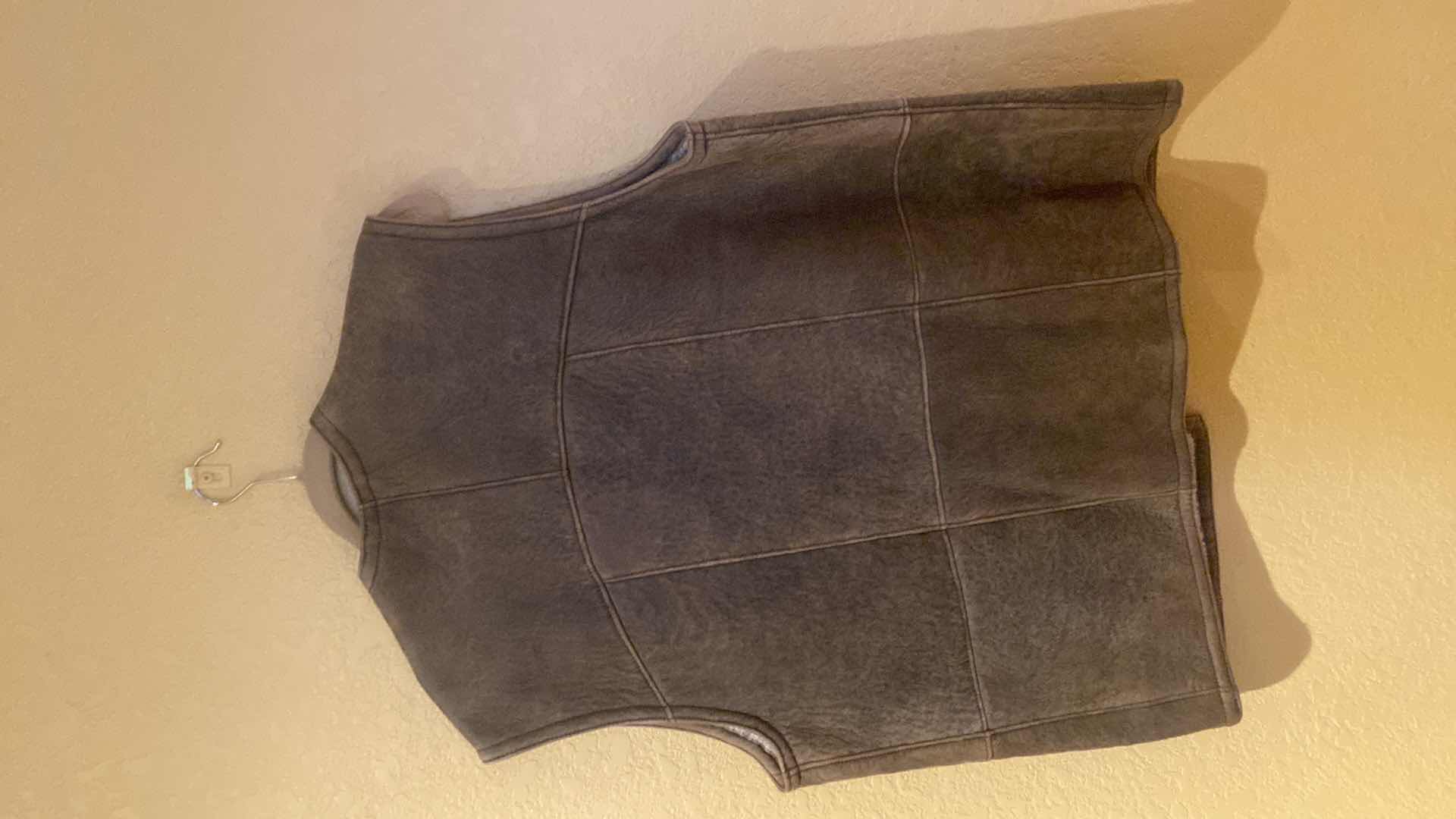 Photo 1 of LORINGHOVEN SHEARLING VEST MADE IN GERMANY MENS SIZE XL 50