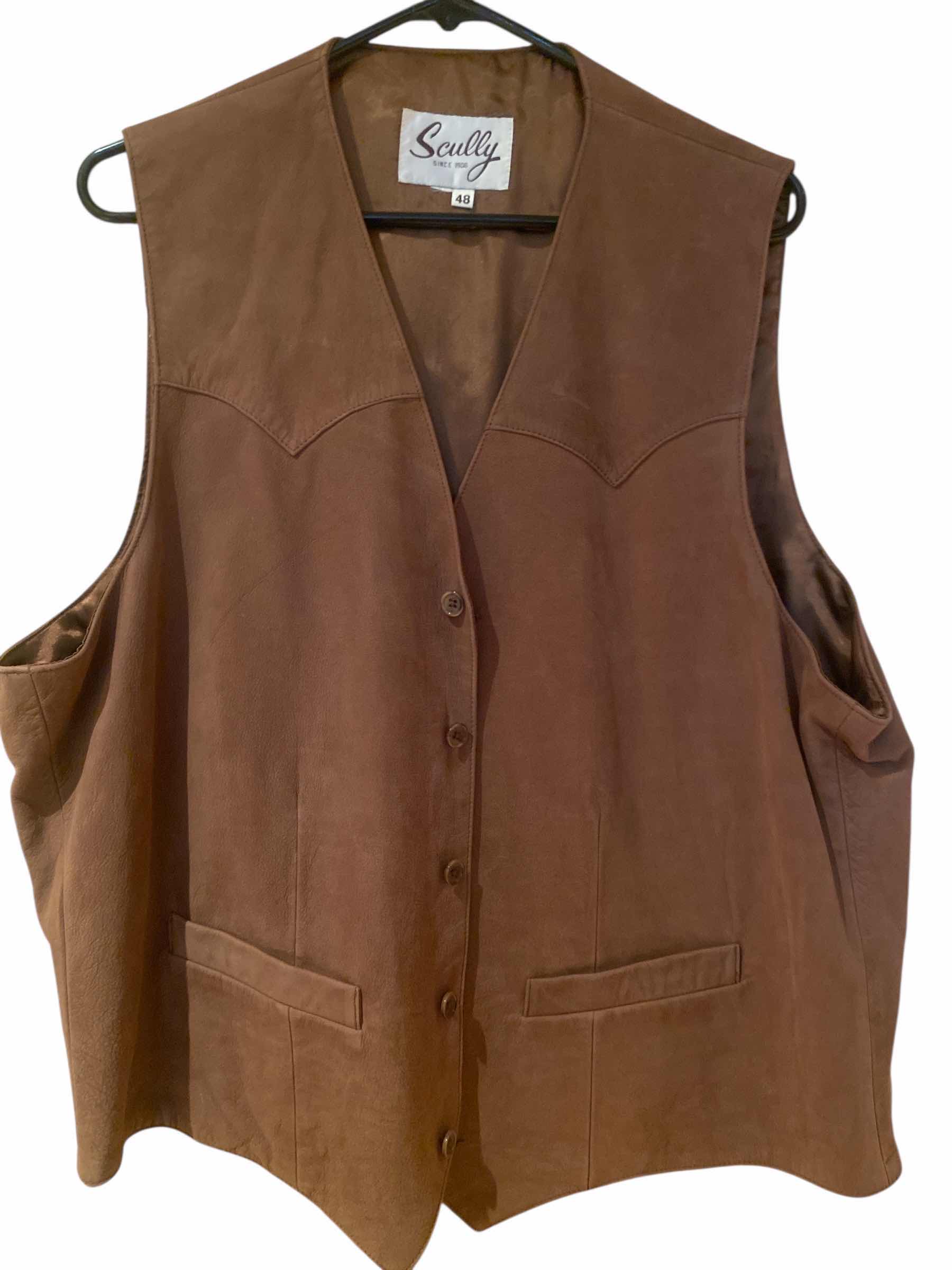 Photo 1 of SCULLY LEATHER VEST MENS SIZE 48