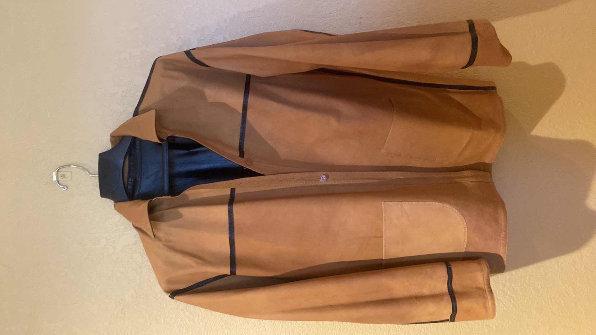 Photo 1 of ARTIE BOY REVERSIBLE LEATHER JACKET MENS SIZE EST LARGE/X-LARGE