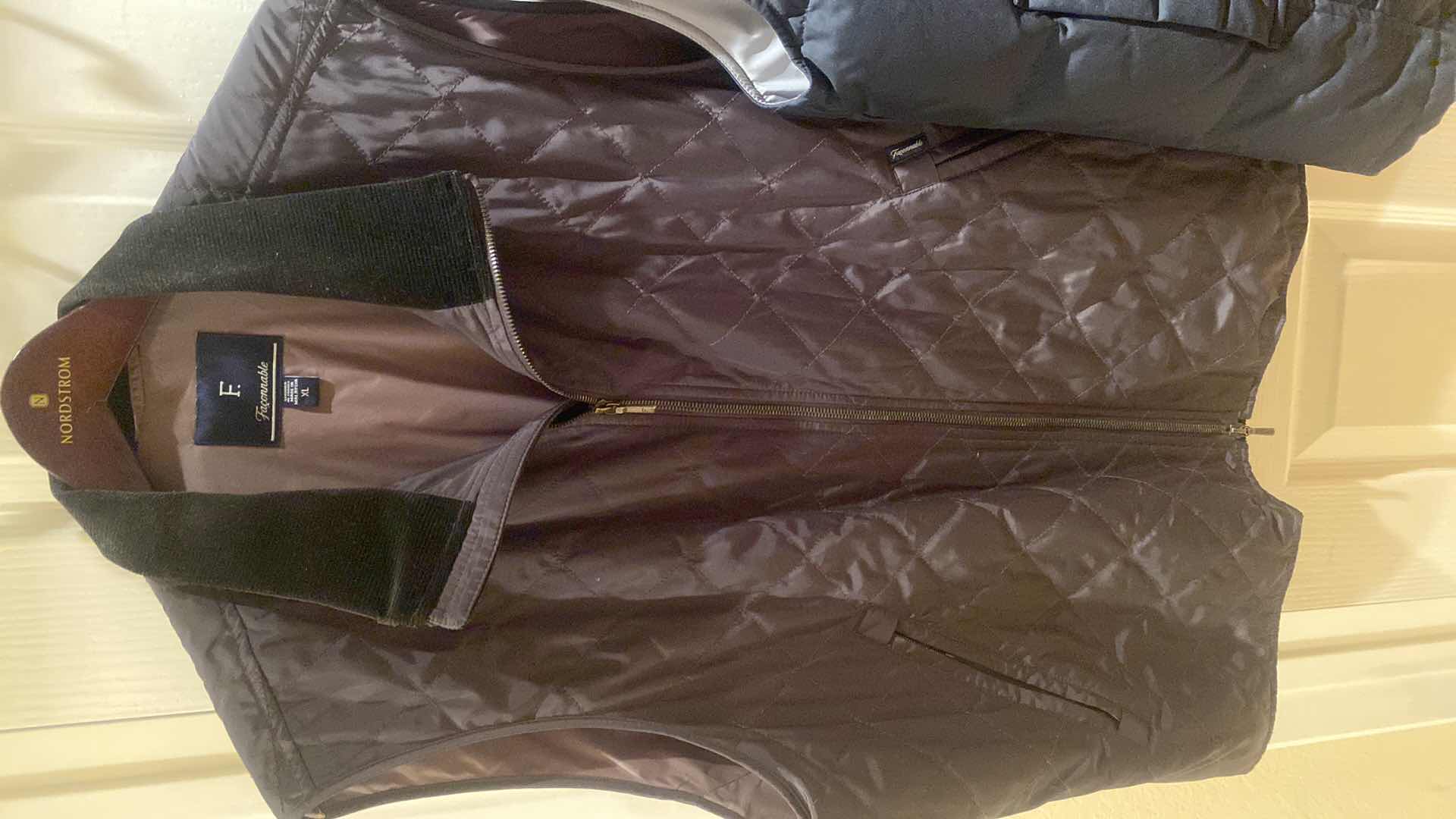 Photo 1 of 2 - FACONNABLE VESTS FROM NORDSTROM MENS SIZE XL