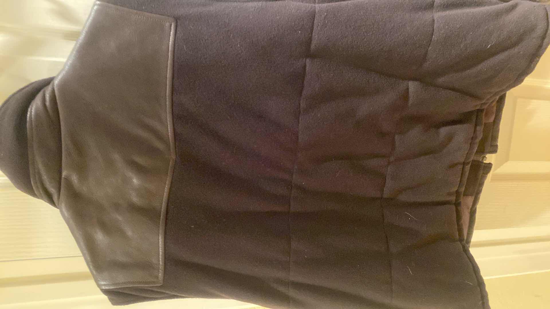 Photo 1 of 2 - LINE PINE LEATHER FRONT VEST & BERETTA FABRIC VEST MENS SIZE 44 & 46