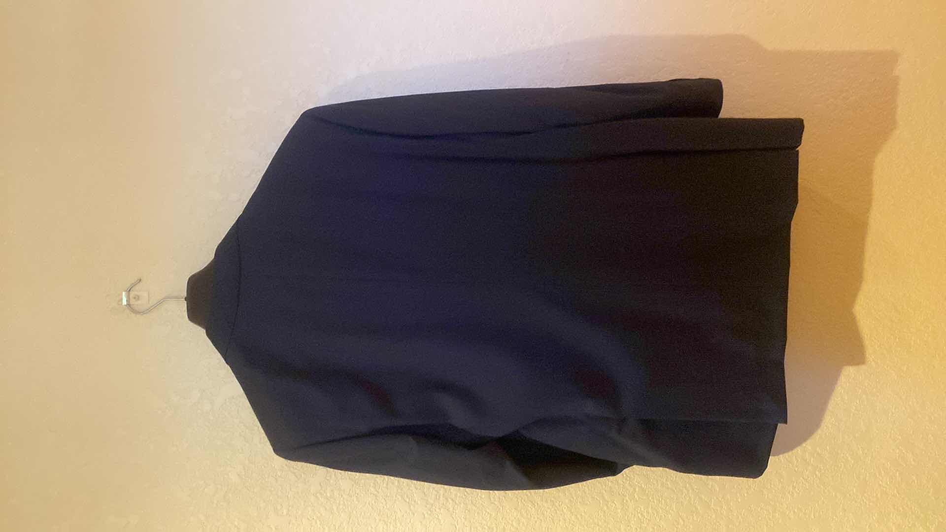 Photo 1 of BRIONI WOOL SUIT MADE IN ITALY EST SIZE 46/48