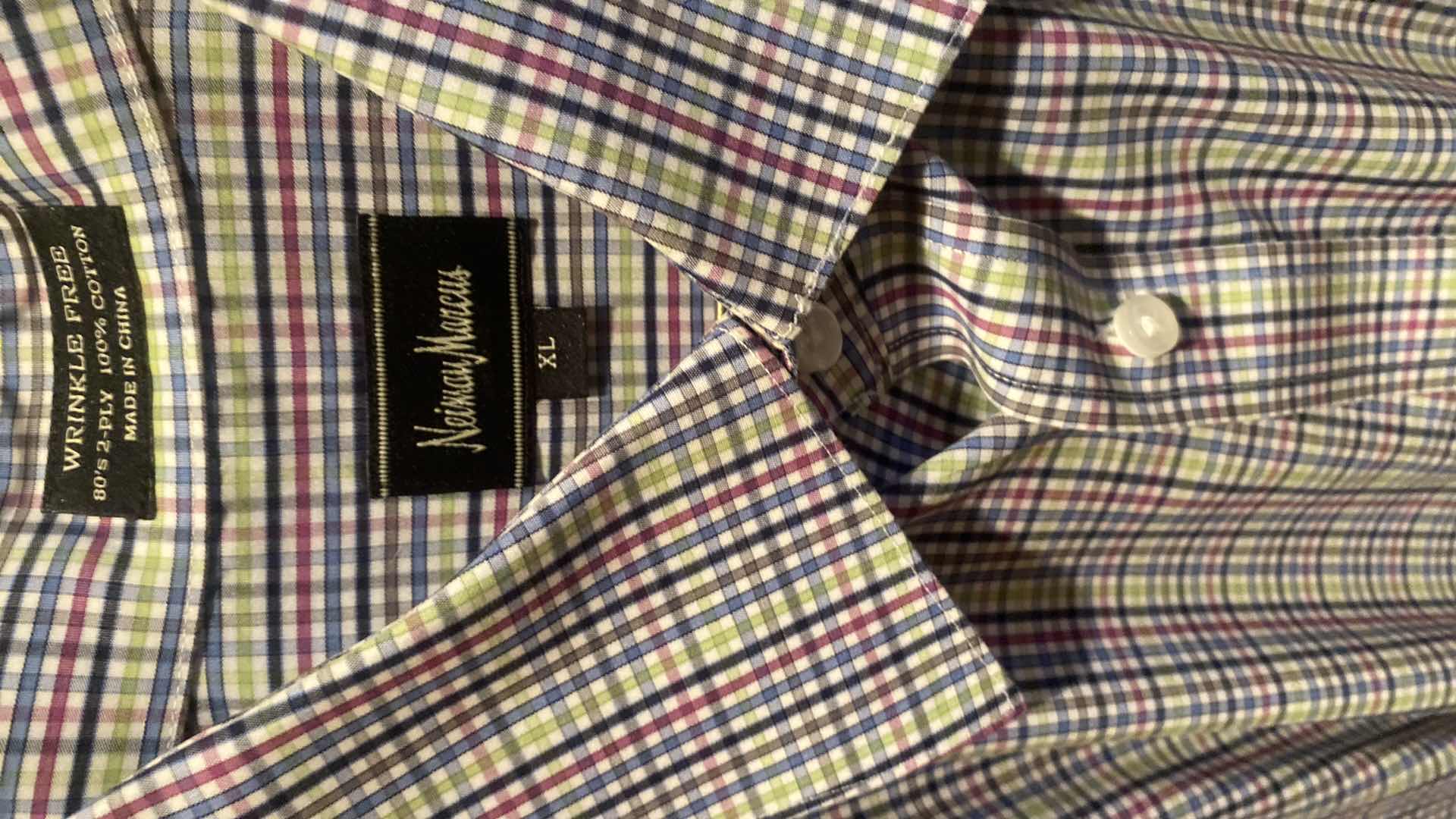 Photo 1 of 5 - DESIGNER SHORT SLEEVE SHIRTS MENS SIZE X LARGE