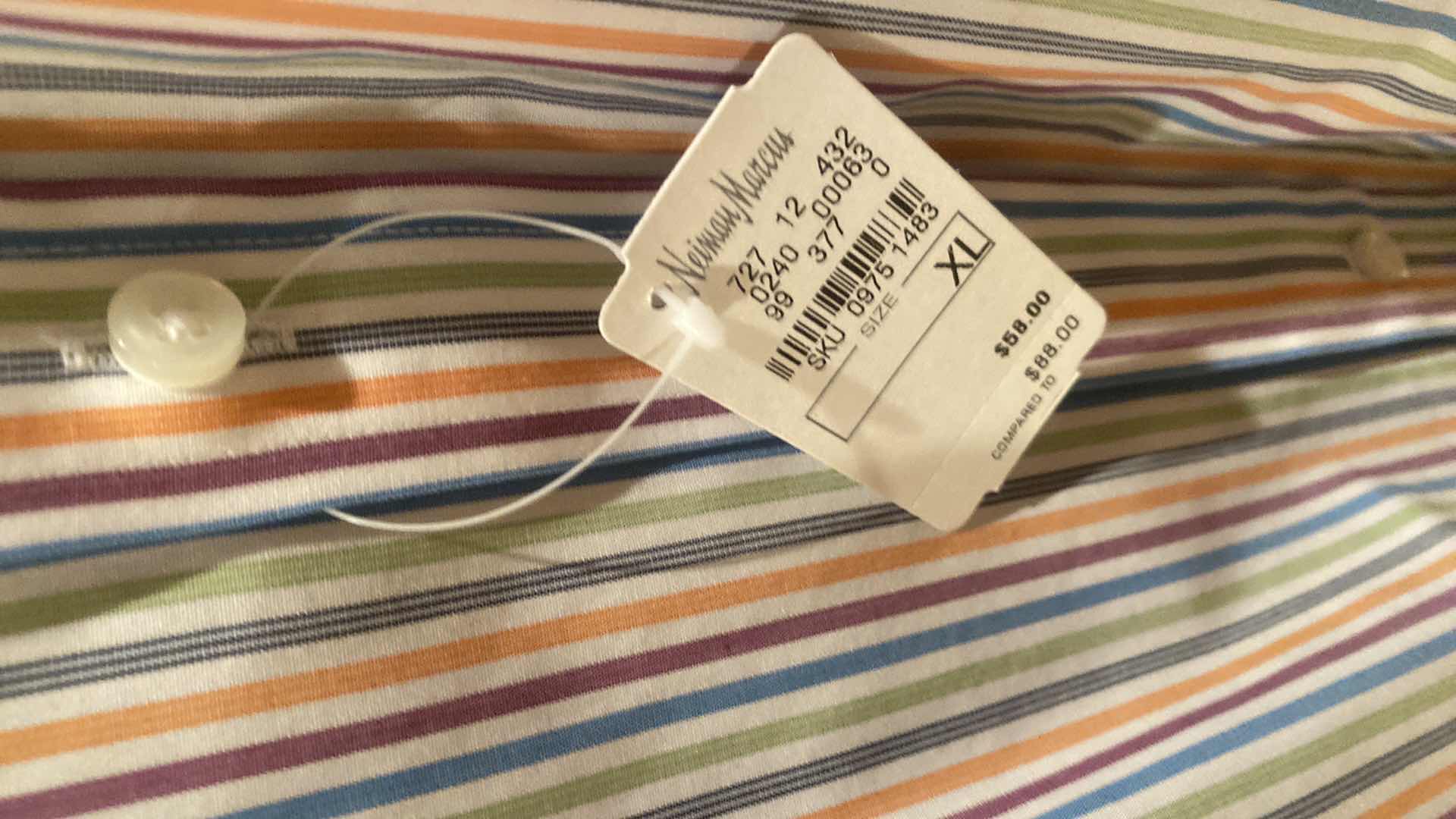 Photo 1 of 5 - DESIGNER SHORT SLEEVE SHIRTS MENS SIZE X LARGE