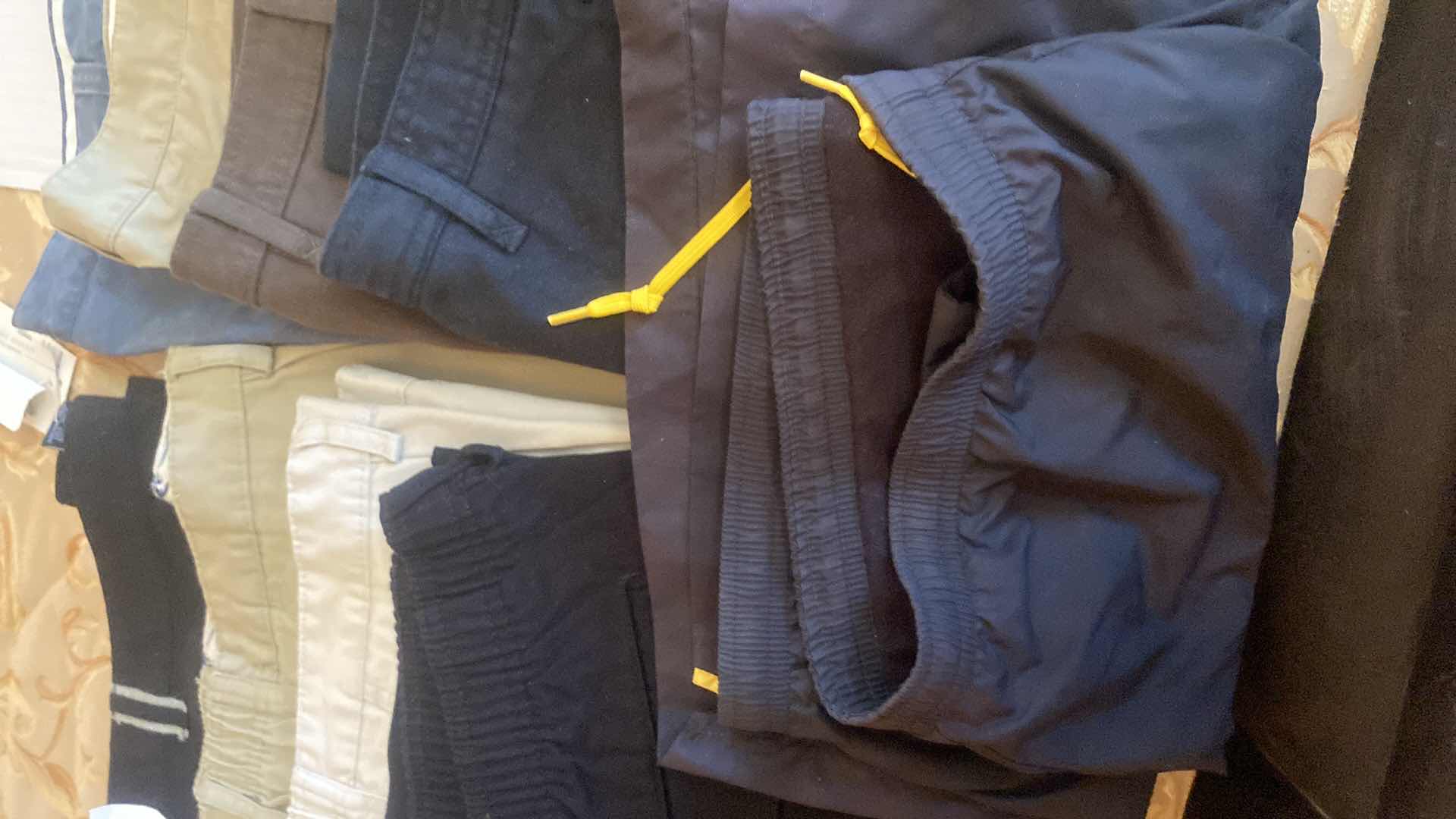 Photo 1 of 8 - MENS SHORTS SIZE 38 (SOME  NEW WITH TAGS) 1 SWIMWEAR