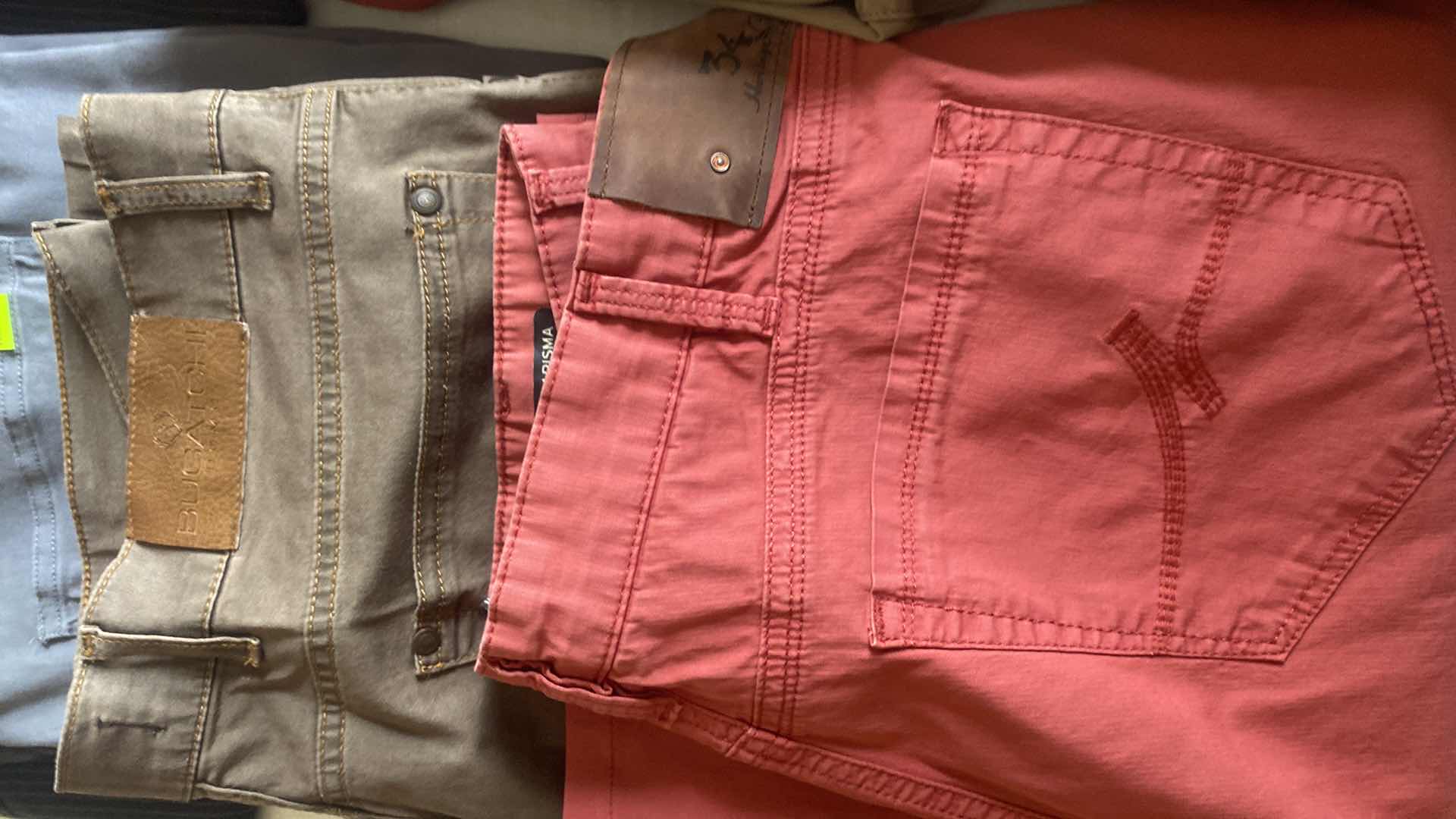 Photo 1 of 8 - MENS DESIGNER CASUAL SLACKS & JEANS SIZE 38