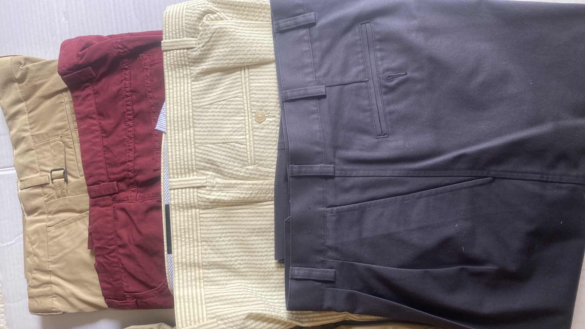 Photo 1 of 8 - MENS DESIGNER CASUAL SLACKS & JEANS SIZE 38