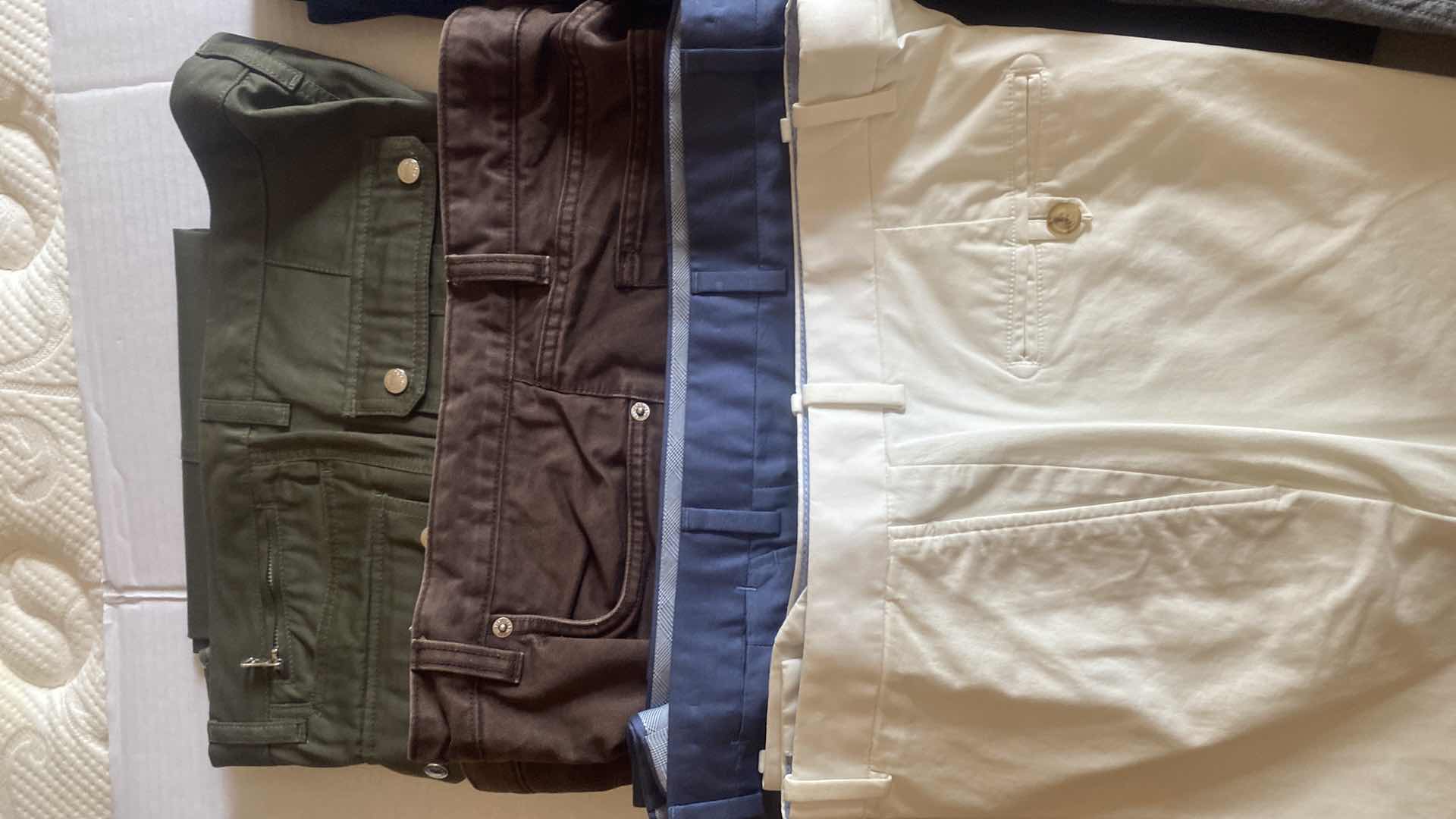 Photo 1 of 8 - MENS DESIGNER CASUAL SLACKS & JEANS SIZE 38