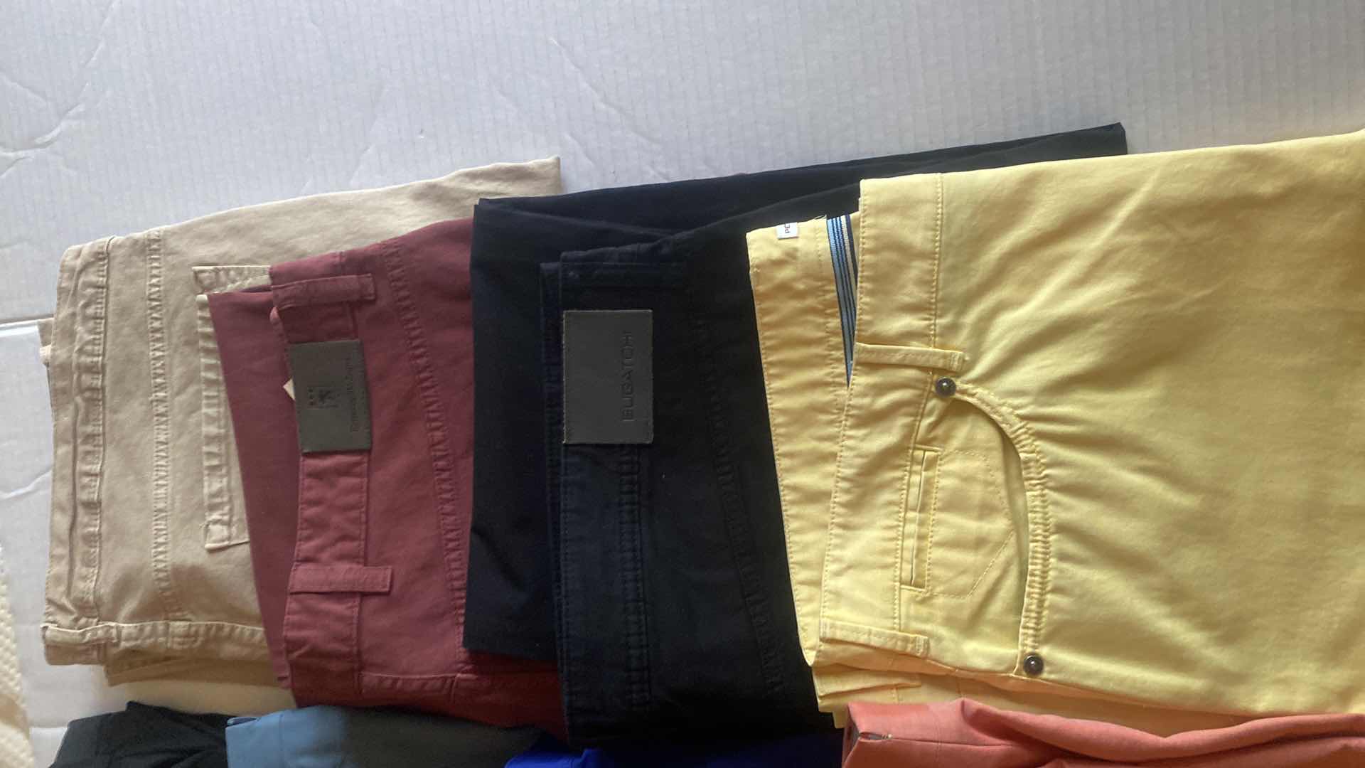 Photo 1 of 8 - MENS DESIGNER CASUAL SLACKS & JEANS SIZE 40