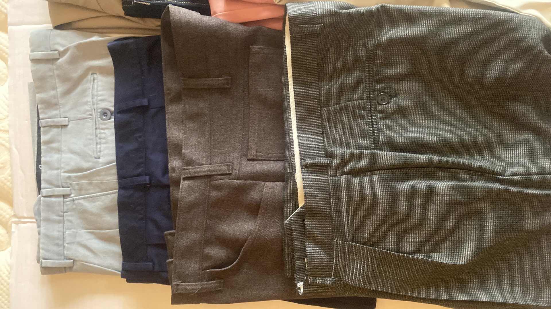 Photo 1 of 8 - MENS DESIGNER CASUAL SLACKS & JEANS SIZE 38