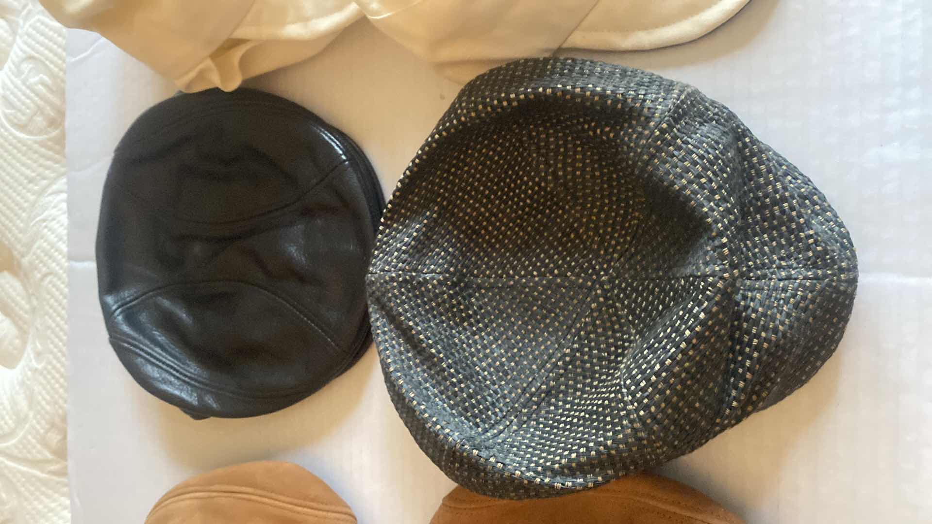 Photo 1 of 9 - MENS CAPS & HATS