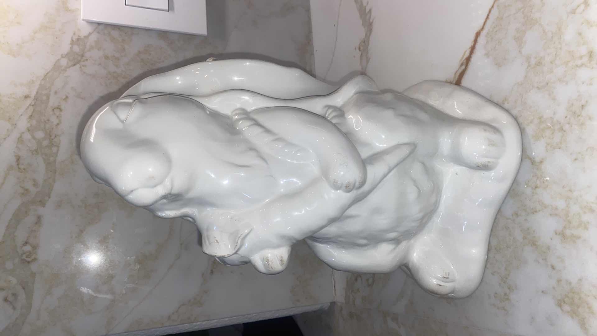 Photo 1 of SOUTHERN LIVING WHITE CERAMIC RABBIT WITH CARRIT & FLOWER POT STATUE 6 1/2” X 10 1/2”