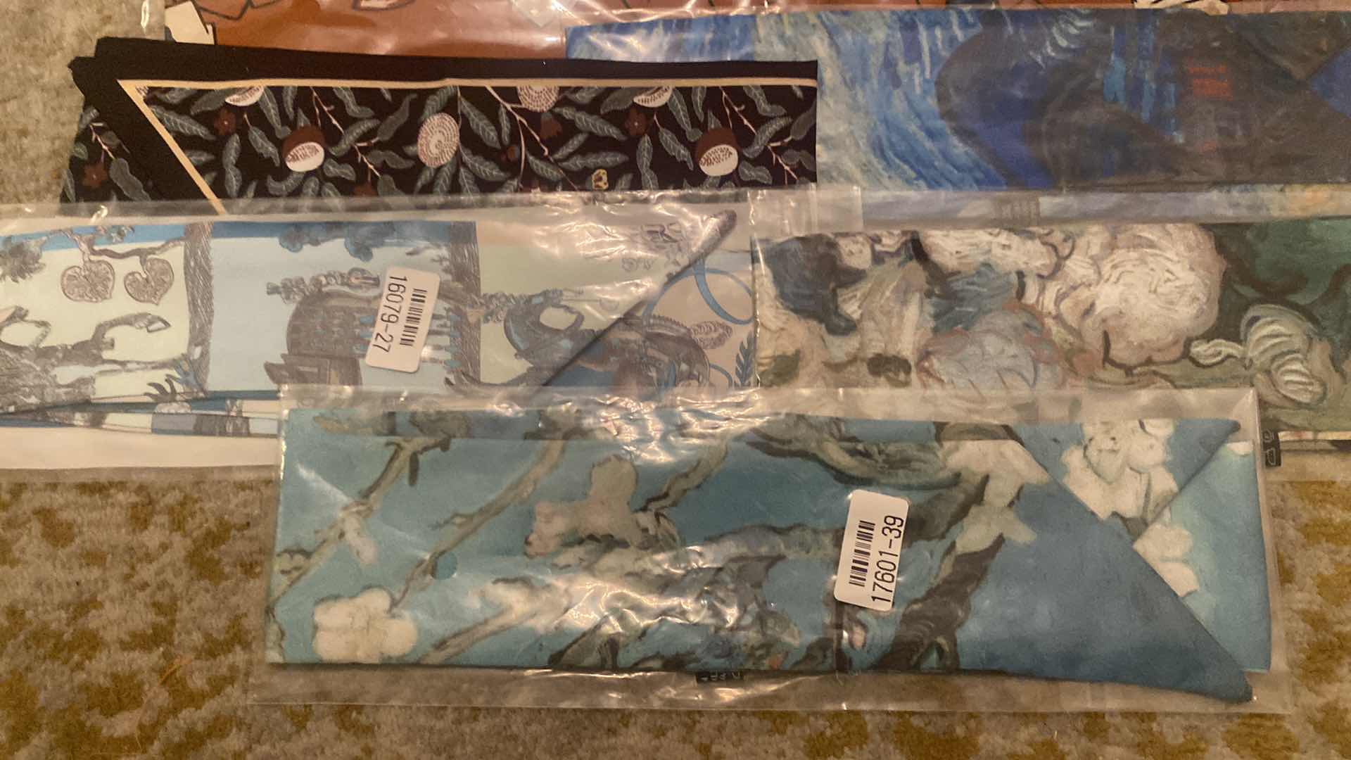 Photo 1 of 11 - NEW HAIR/HAT CRAFTING SCARVES