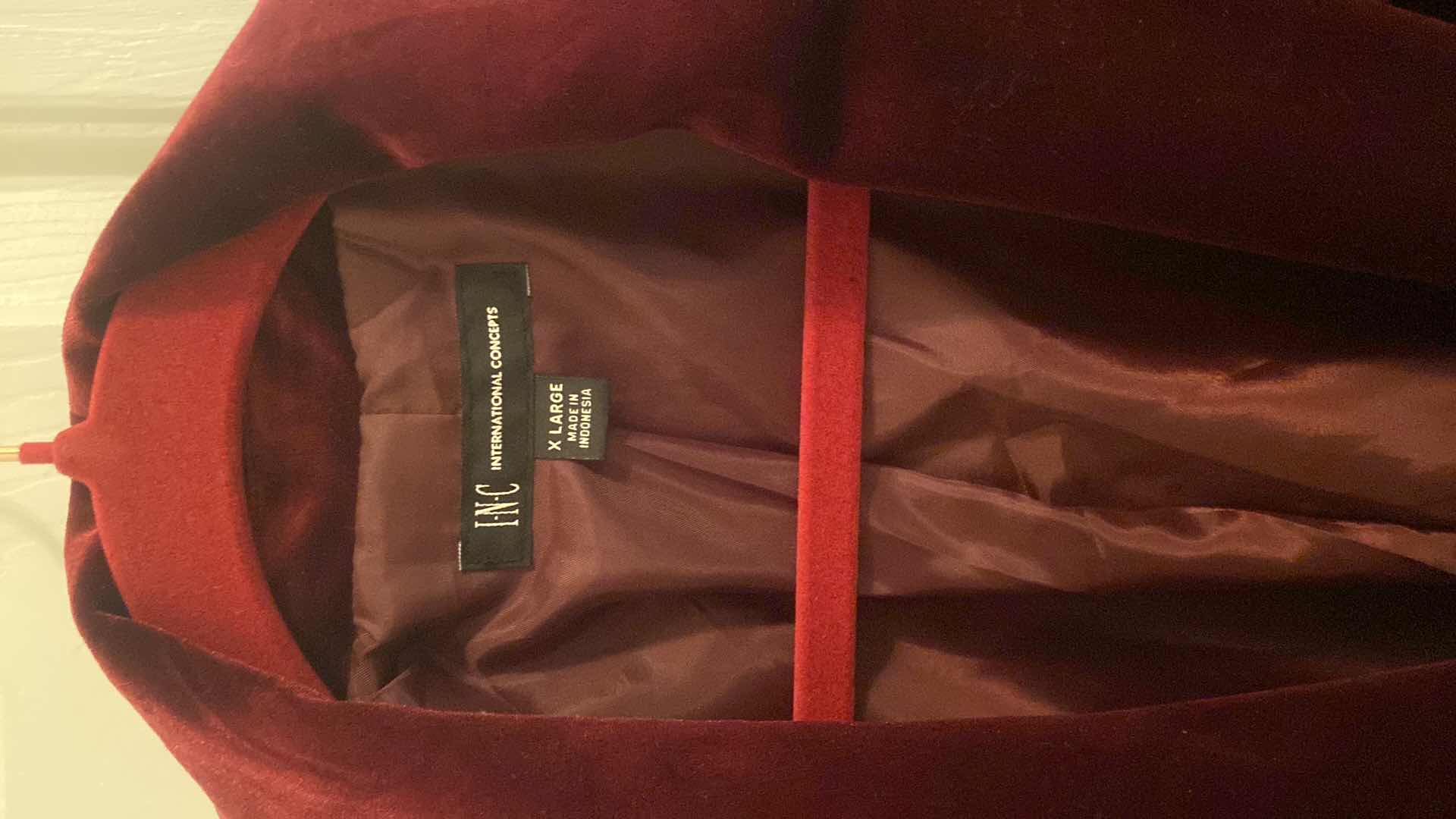 View 5 of 2 - WOMENS INC VELVET BLAZERS BLUE & BURGUNDY SIZE X LARGE