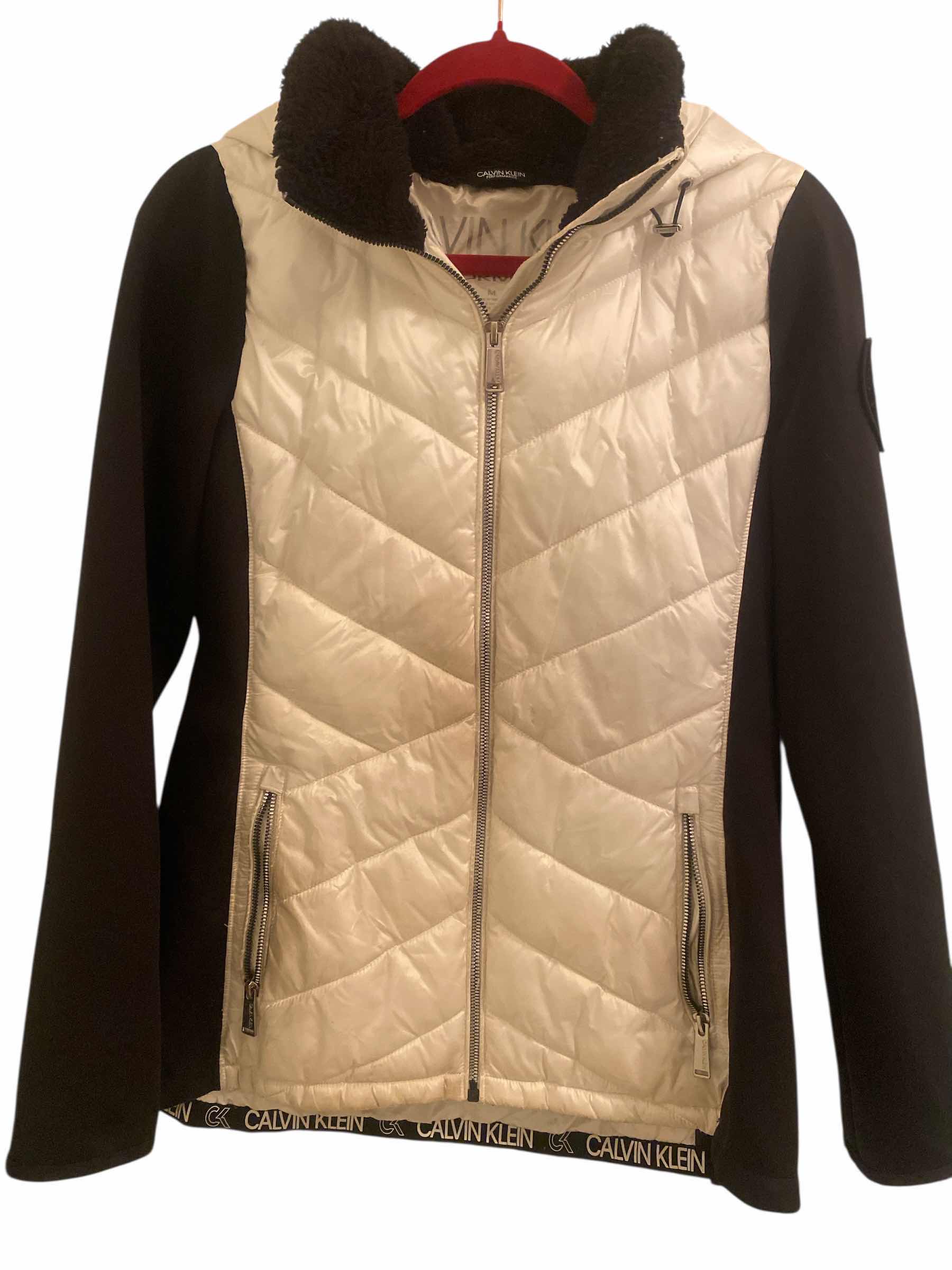Photo 1 of WOMENS CALVIN KLEIN PUFFY PERFORMANCE JACKET WITH HOOD SIZE MEDIUM