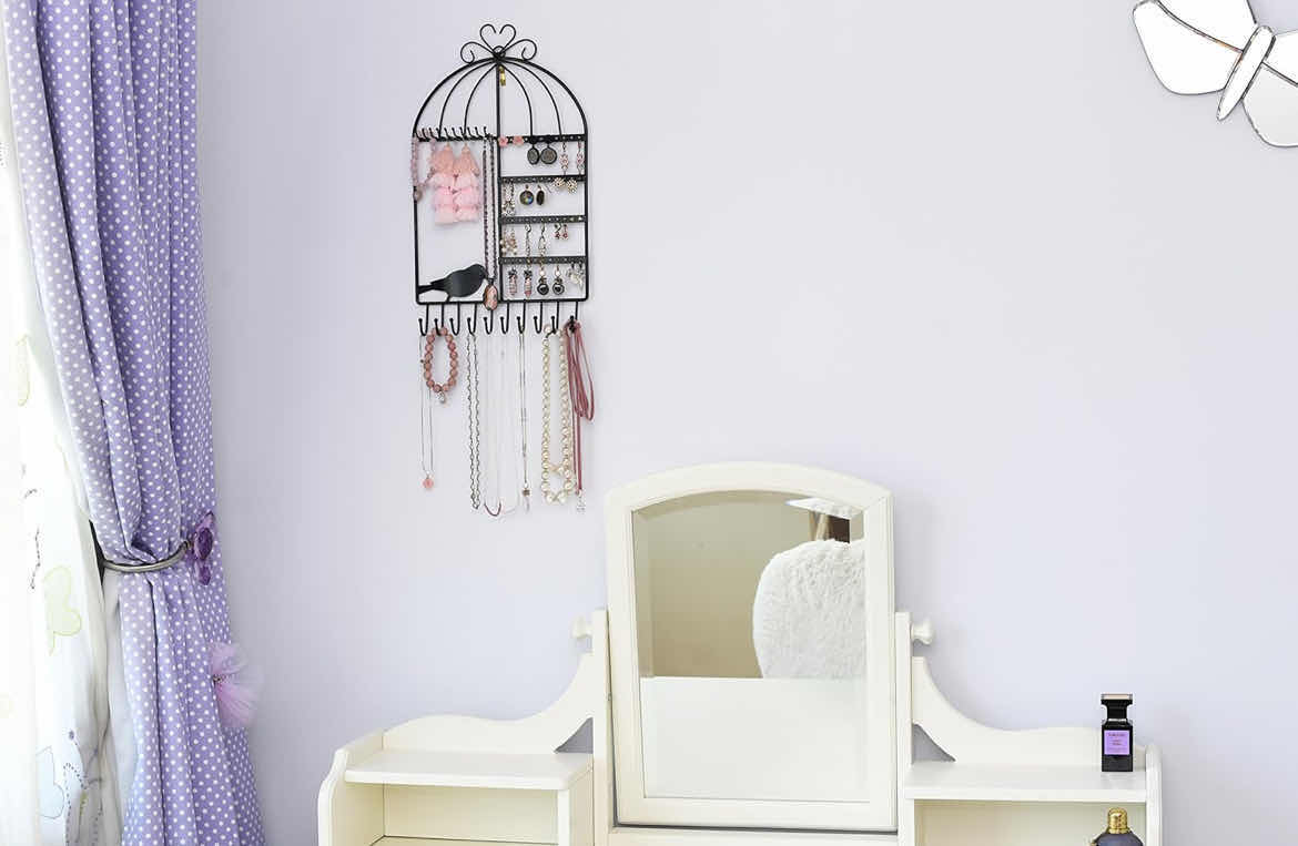 Photo 1 of NEW CASE OF ARAB BLACK BIRD CAGE JEWELRY STAND (20PCS PER CASE)