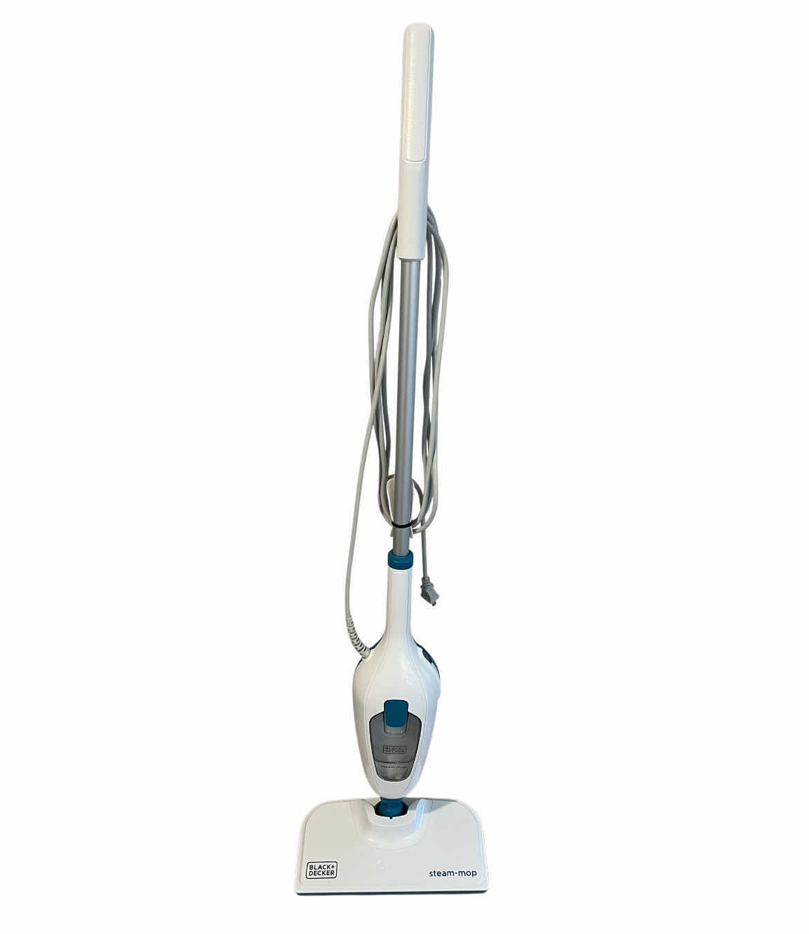Photo 1 of BLACK & DECKER CLASSIC 16’ EXTENSION STEAM MOP HSMI3EI W 9 MICROFIBER PADS