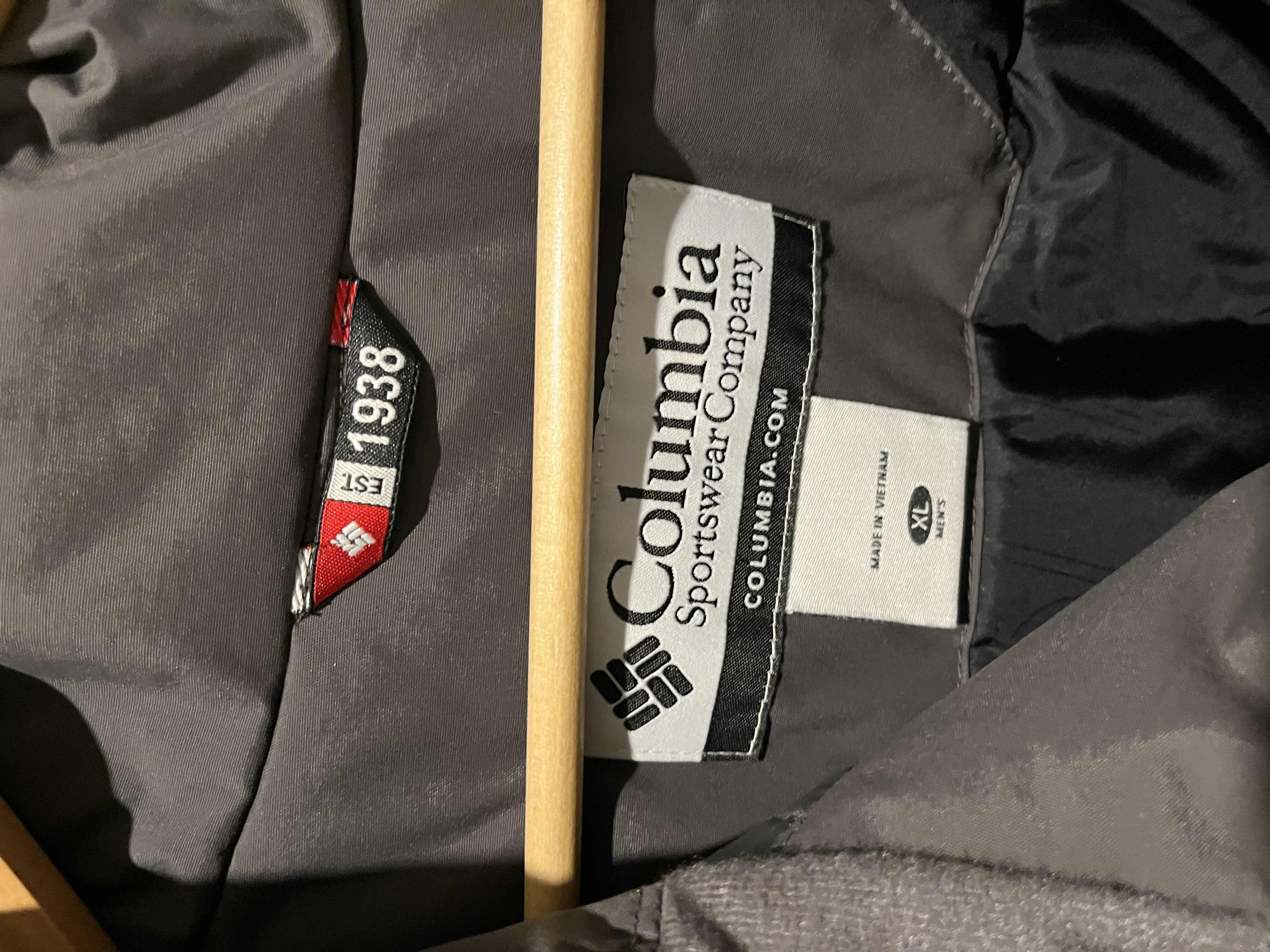 Photo 1 of COLUMBIA BLACK & GRAY WATERPROOF WINTER HOODED JACKET MENS XL