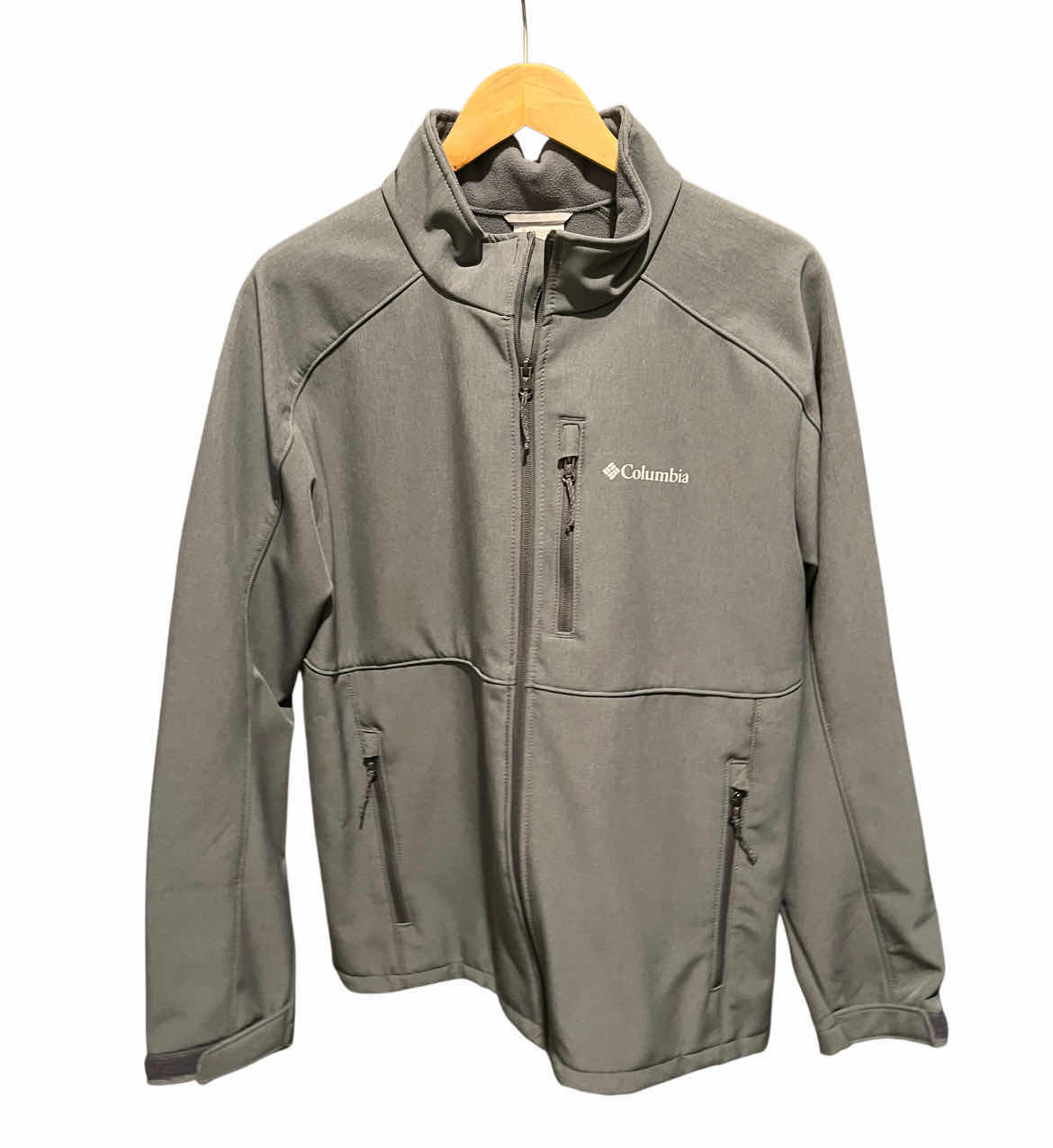 Photo 1 of COLUMBIA GRAY WATER RESISTANT SOFT SHELL JACK MENS XL