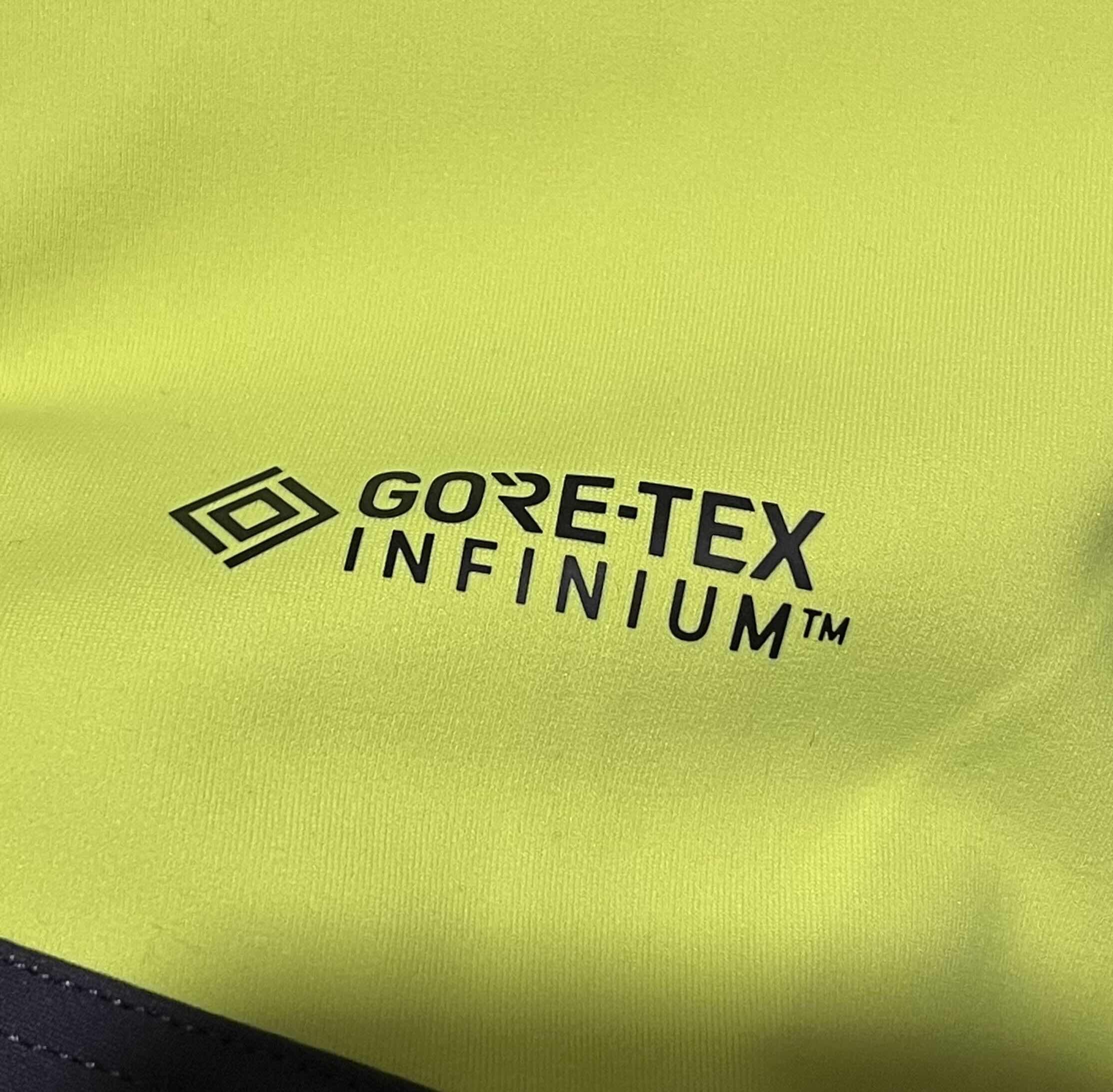 Photo 1 of CASTELLI PERFETTO GORE-TEX INFINIUM FLUORESCENT YELLOW CYCLING JACKET MENS 2XL