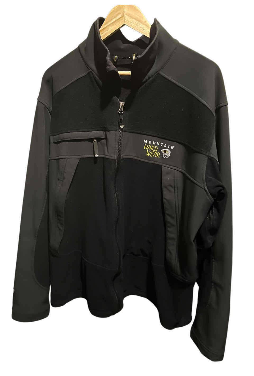 Photo 1 of MOUNTAIN HARD WEAR WINDSTOPPER BLACK/GRAY JACKET MENS XL